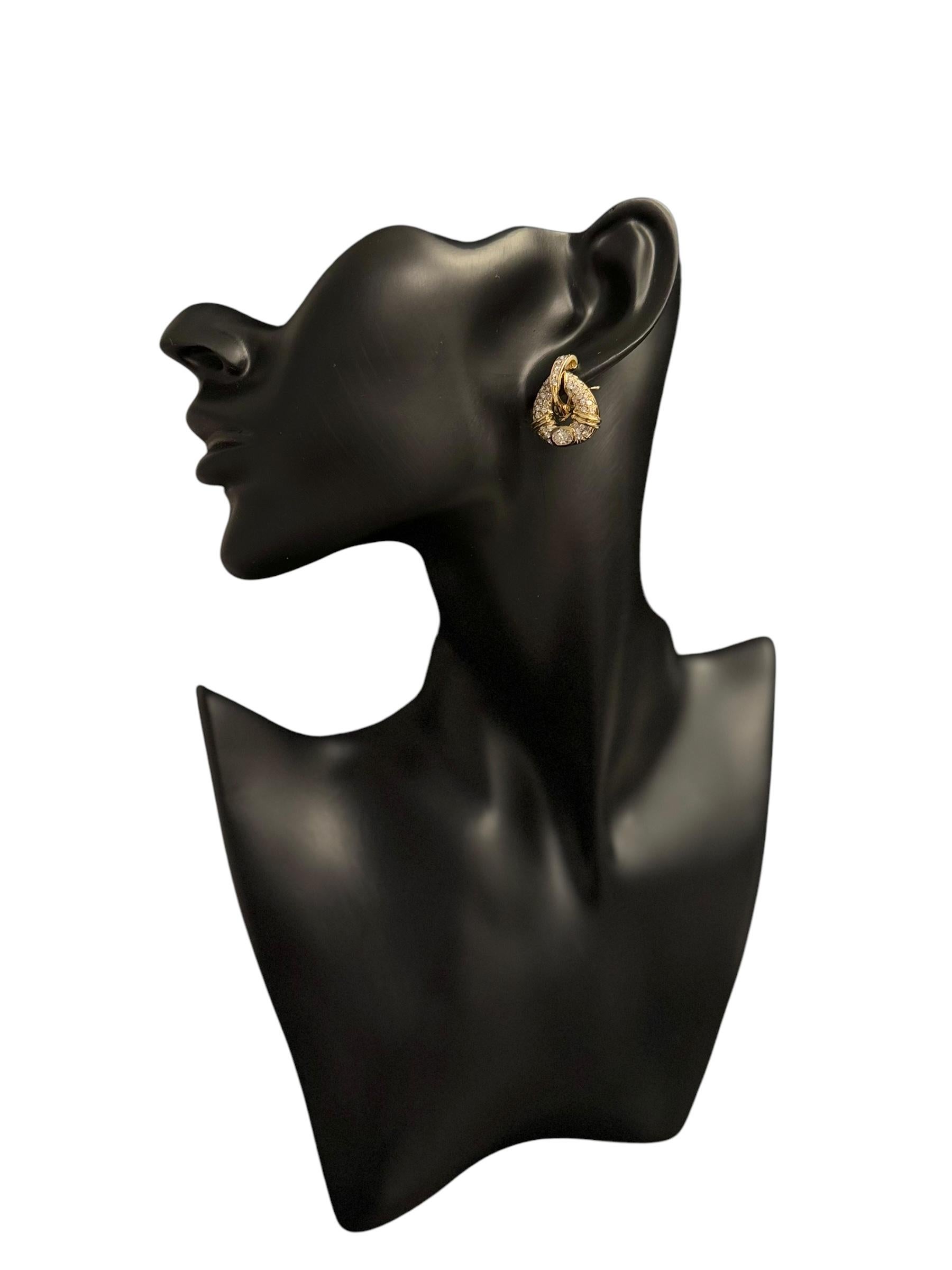 Orecchini in oro giallo certificati HRD con 2,50ct di diamanti naturali in vendita 5