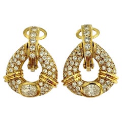 Boucles d'oreilles en or jaune certifié HRD avec diamants naturels de 2,50 carats