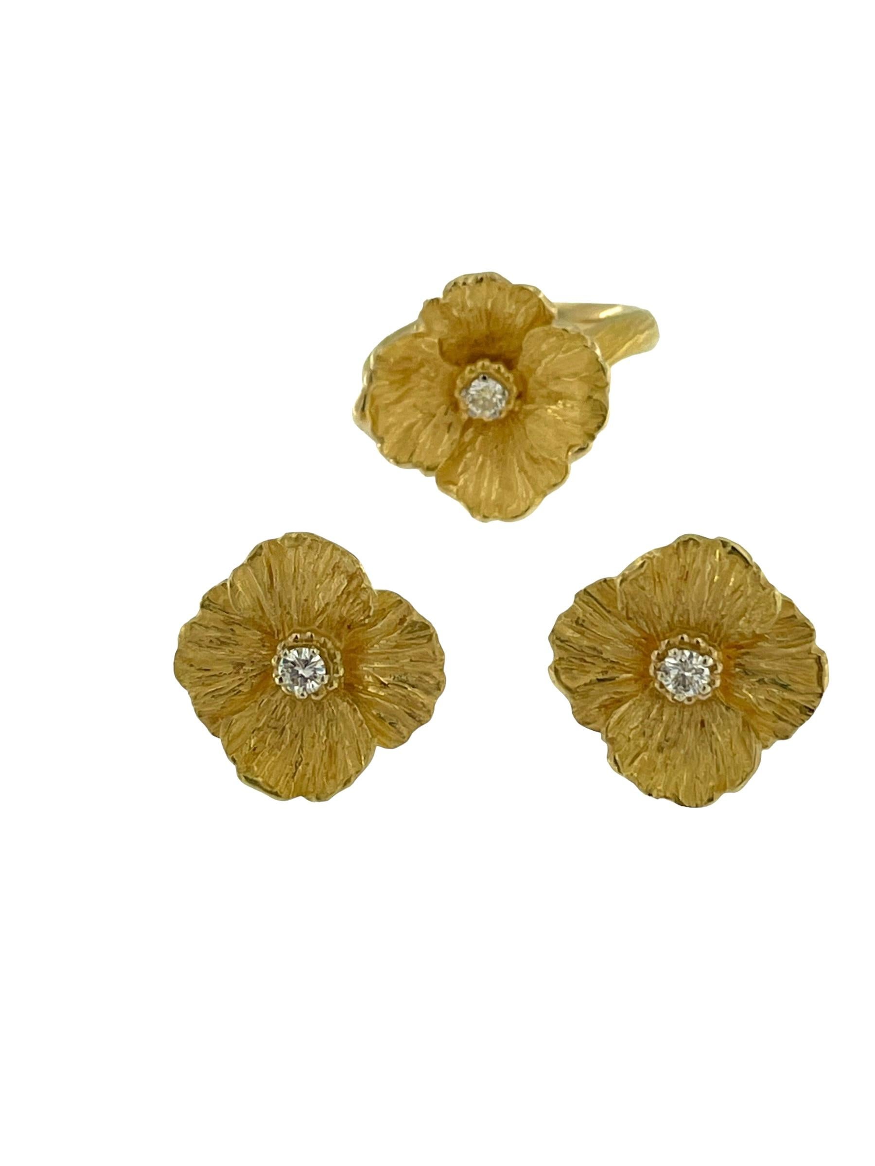 HRD-zertifizierter Gelbgoldring und Ohrringe mit Blumenfassung und Diamanten im Angebot 1
