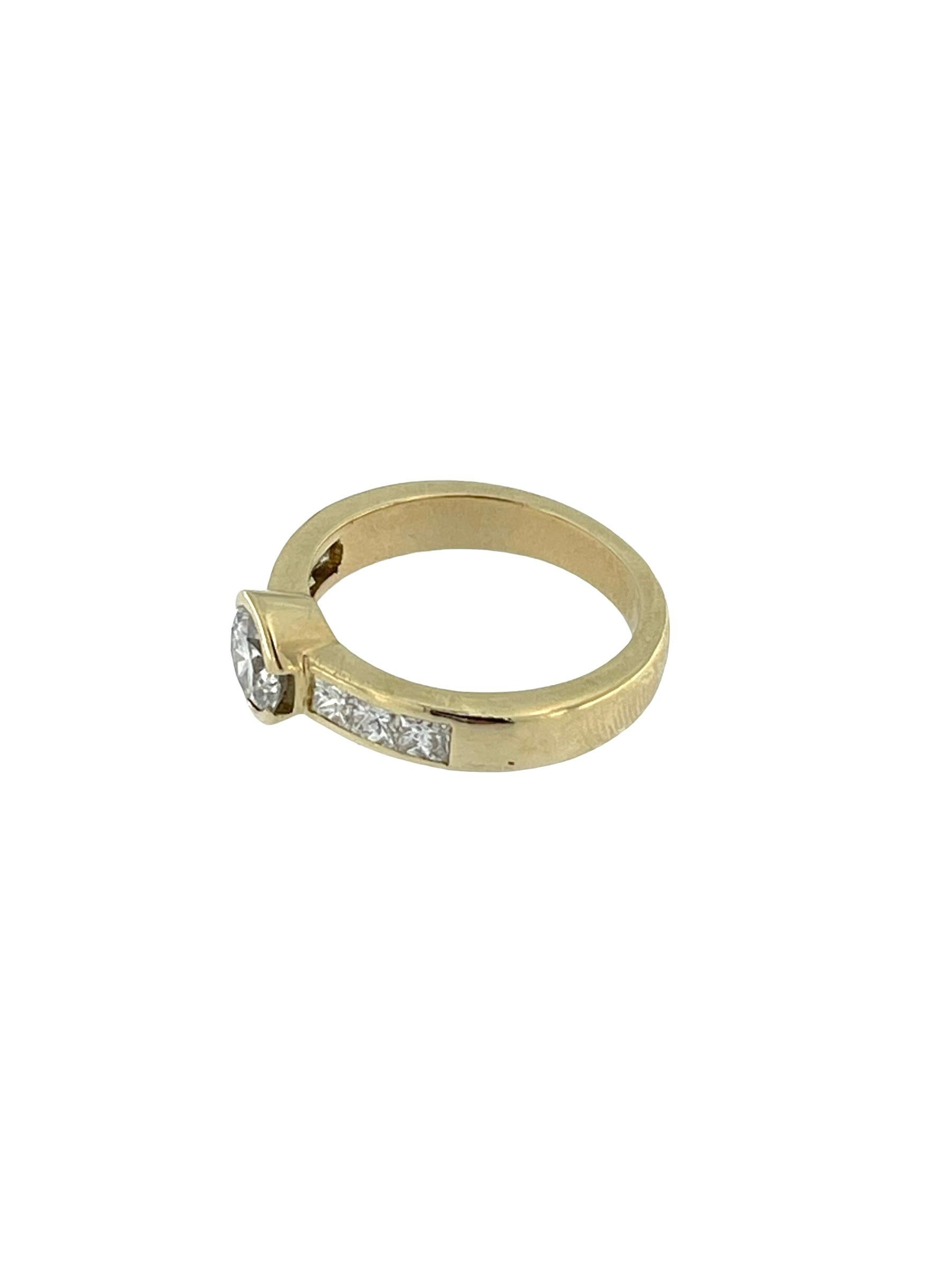 Mixed Cut HRD Certified Yellow Gold Ring with 1.30ct Diamonds For Sale