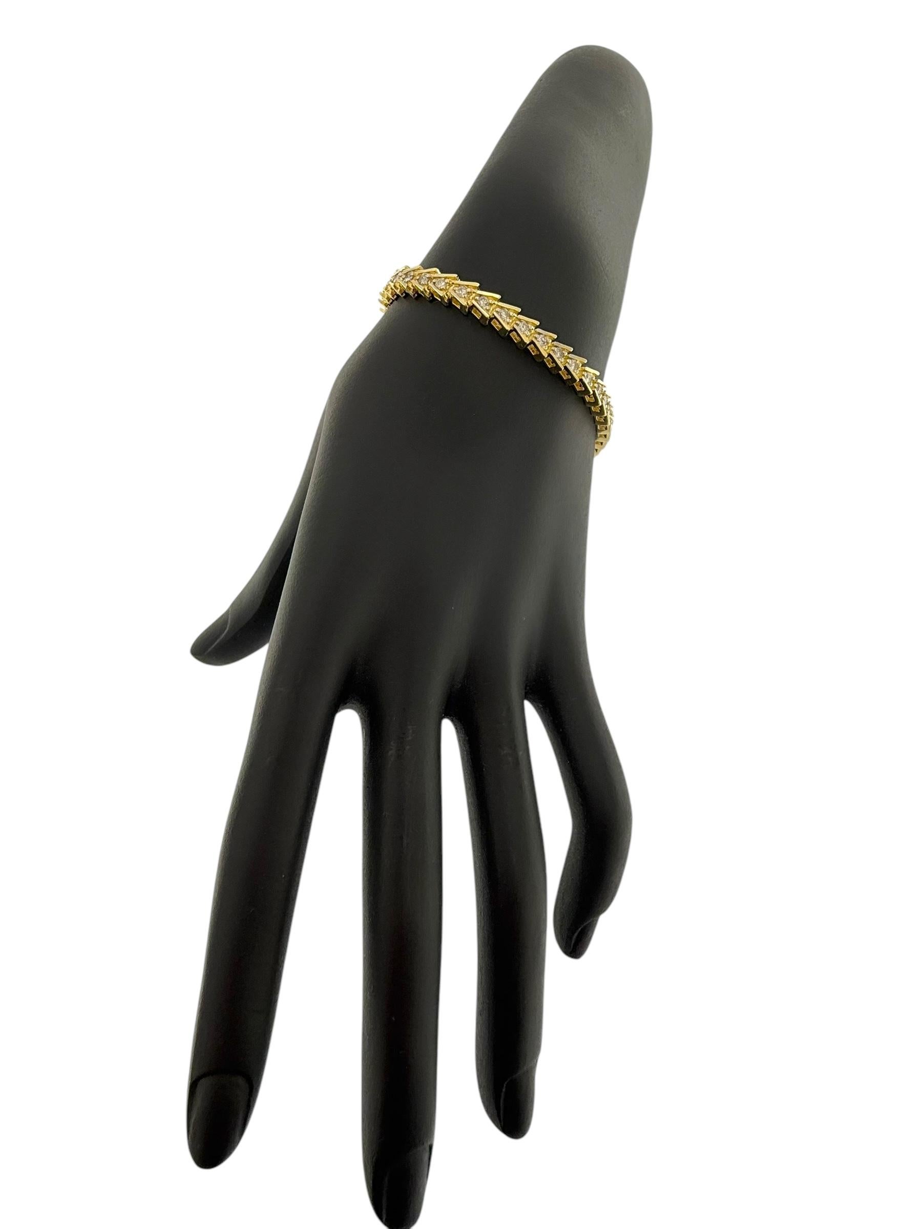 Bracelet tennis en or jaune certifié HRD avec diamants naturels en vente 4