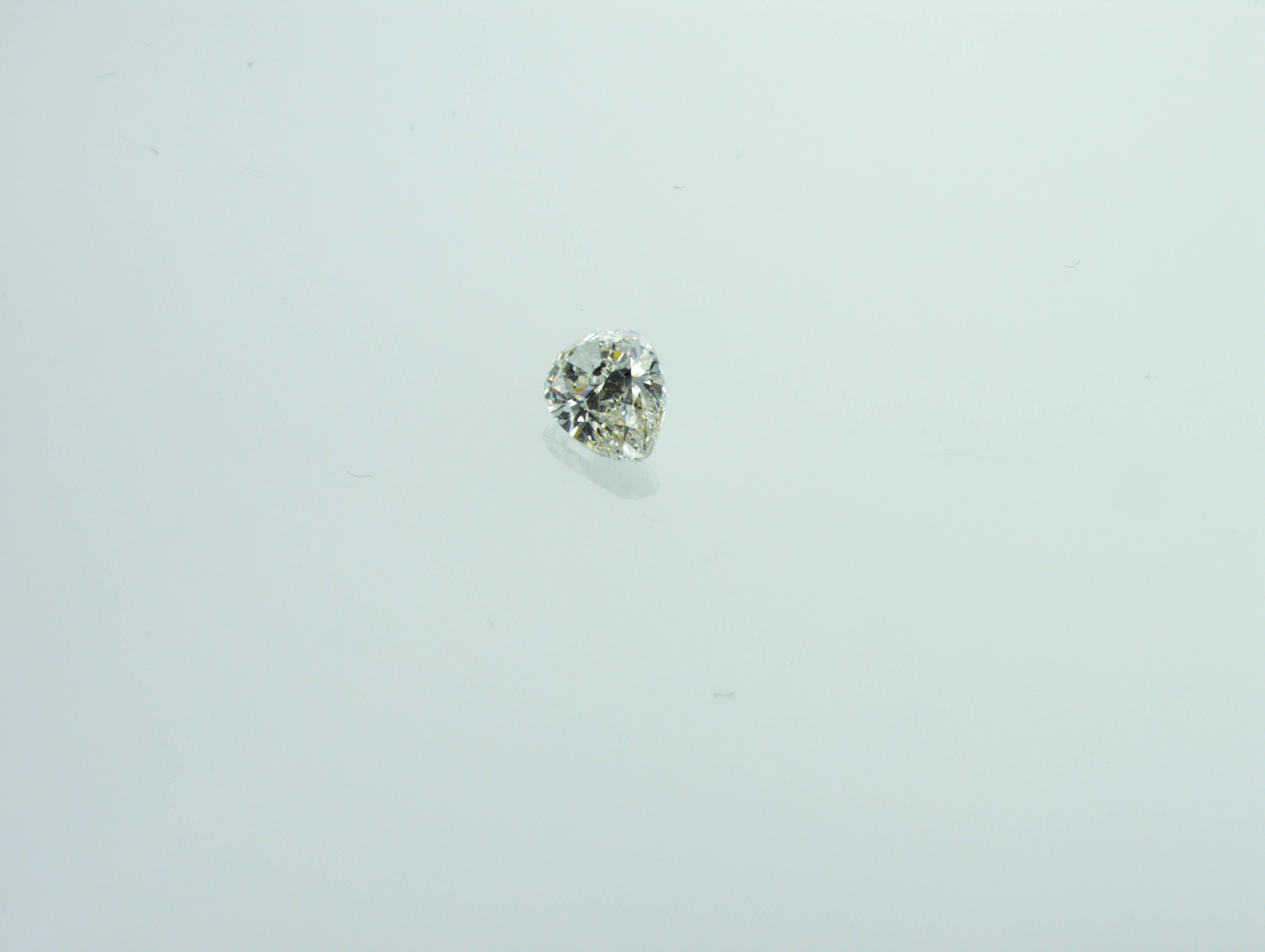 Moderne HRDAntwerp certifié 1,02 carat diamant naturel en forme de poire en vente