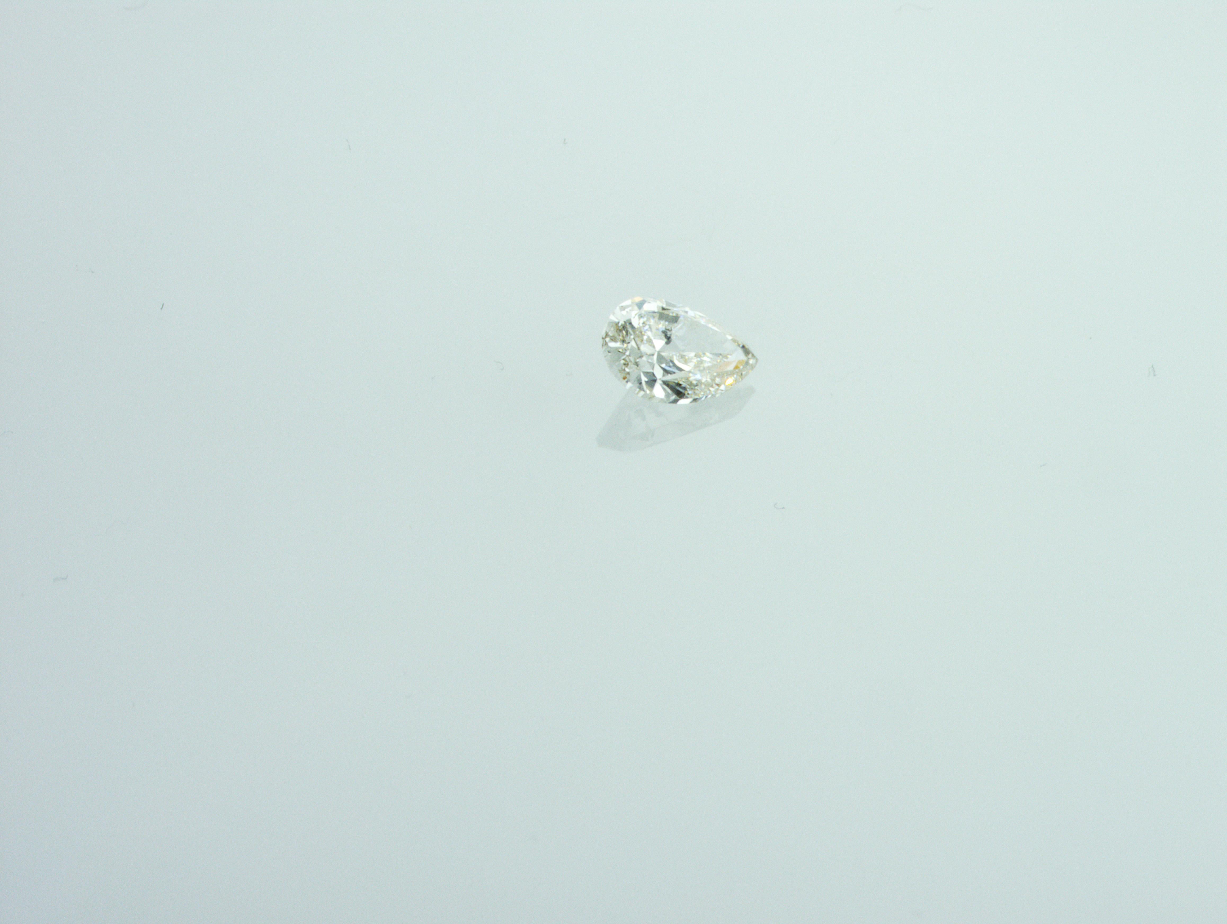 Pear Cut HRDAntwerp certified 1.02 carat Pear Shape Natural Diamond For Sale