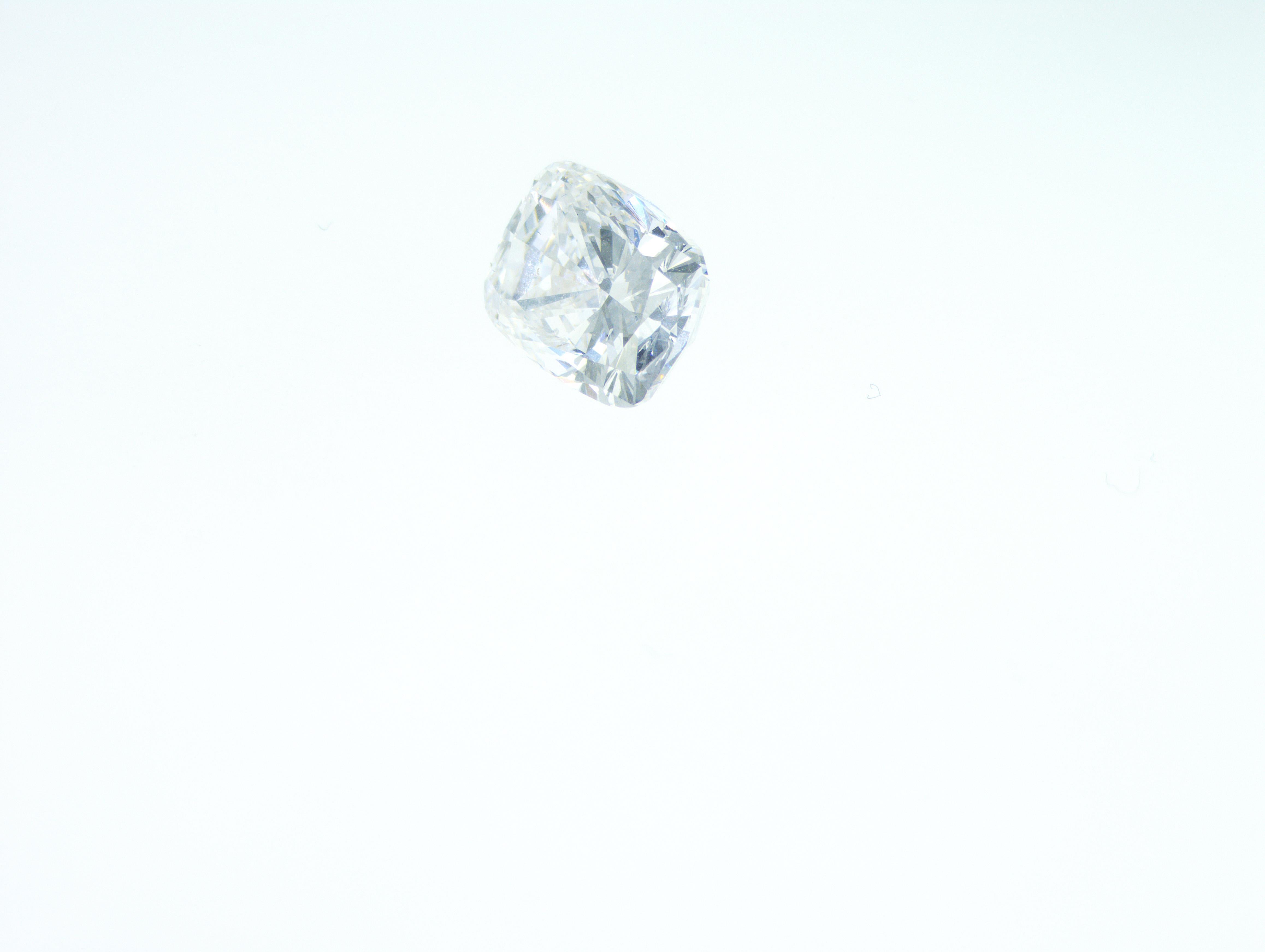 Modern HRDAntwerp certified 3.00 carat E colour (exceptional white) Diamond