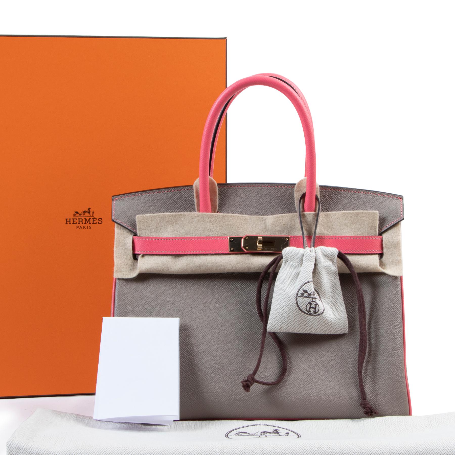 Hermes HSS horseshoe special order birkin 30cm bi color with gris asphalt and rose azalee. Rose azalee is a stunning saturated pink color, one of the most exclusive Hermès colors. The combination with the smooth gris asphalt makes this bag a one of
