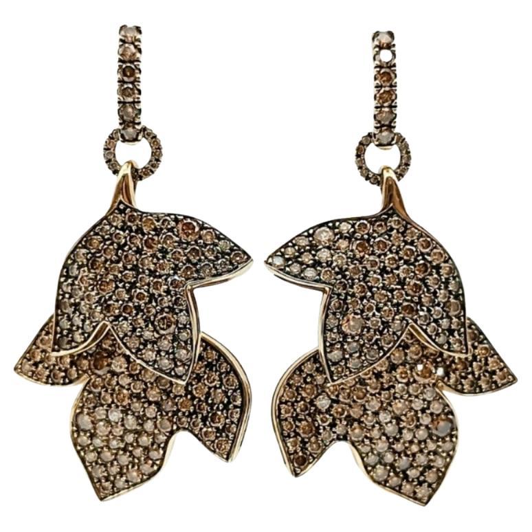 H.Stern Noble earrings in leaf shape  For Sale