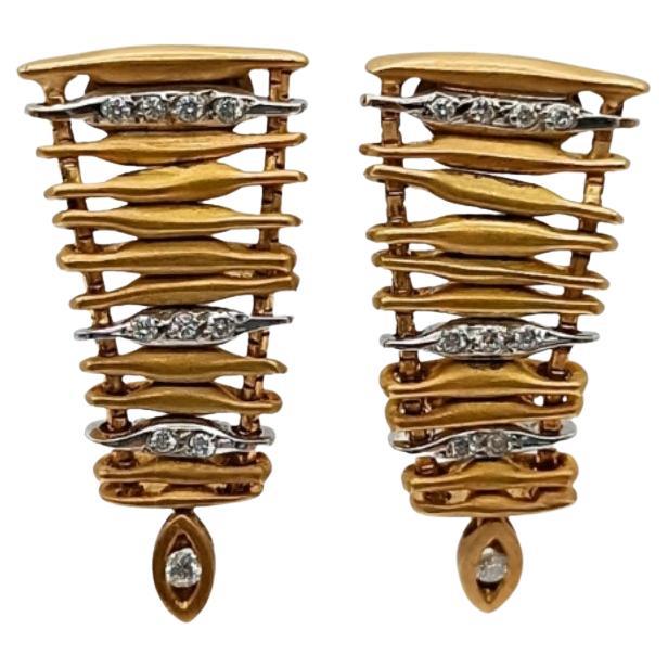 H.Stern Noble Gold earrings with Diamonds For Sale