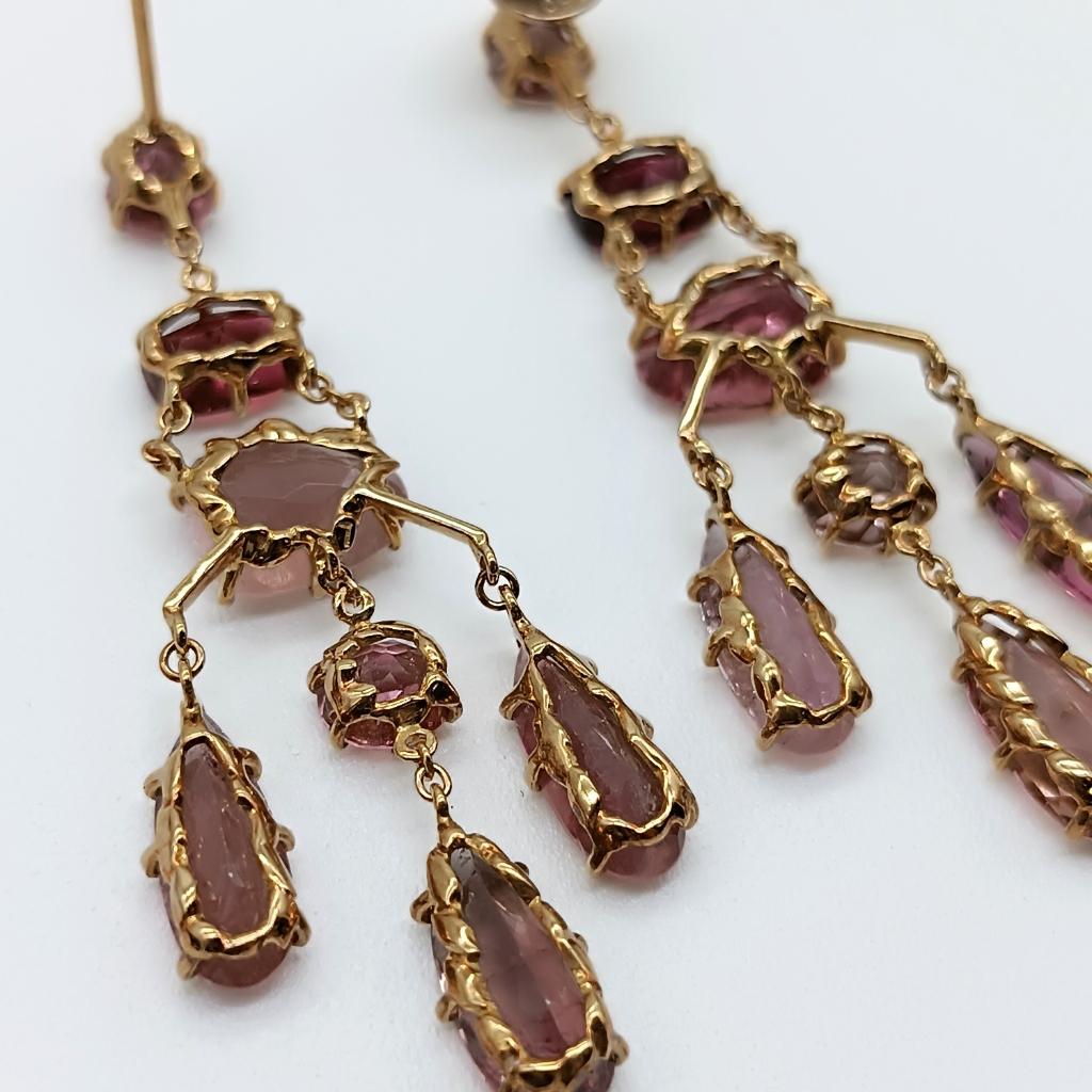 Contemporary H.Stern Noble Gold earrings with Tourmaline For Sale