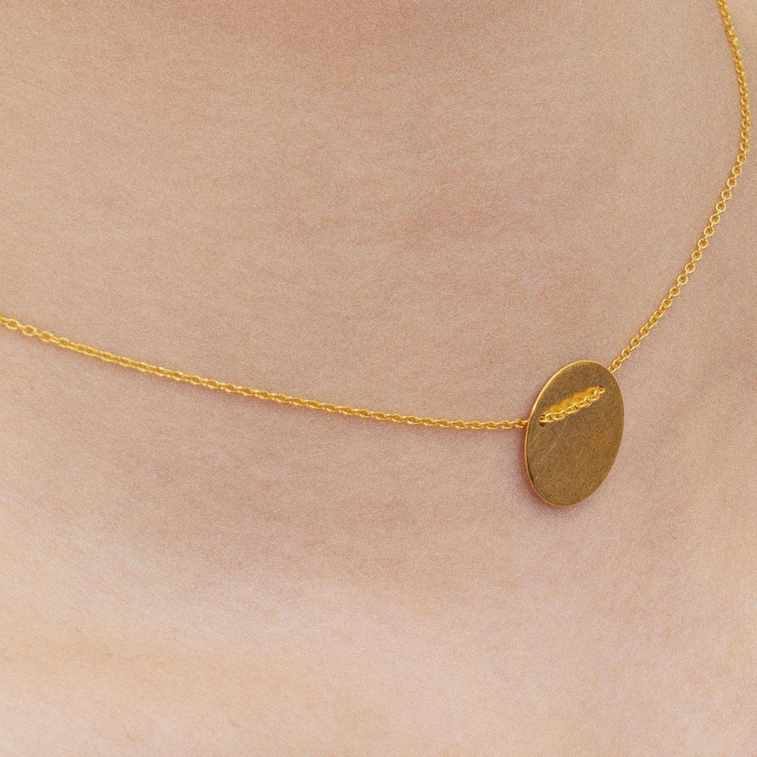 Sterling Silver Gold-Plated Minimal Brushed Disk Necklace In New Condition For Sale In CLYDEBANK, GB