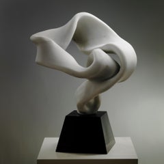 CLOUD Abstrakte Skulptur aus weißem Marmor, 2013
