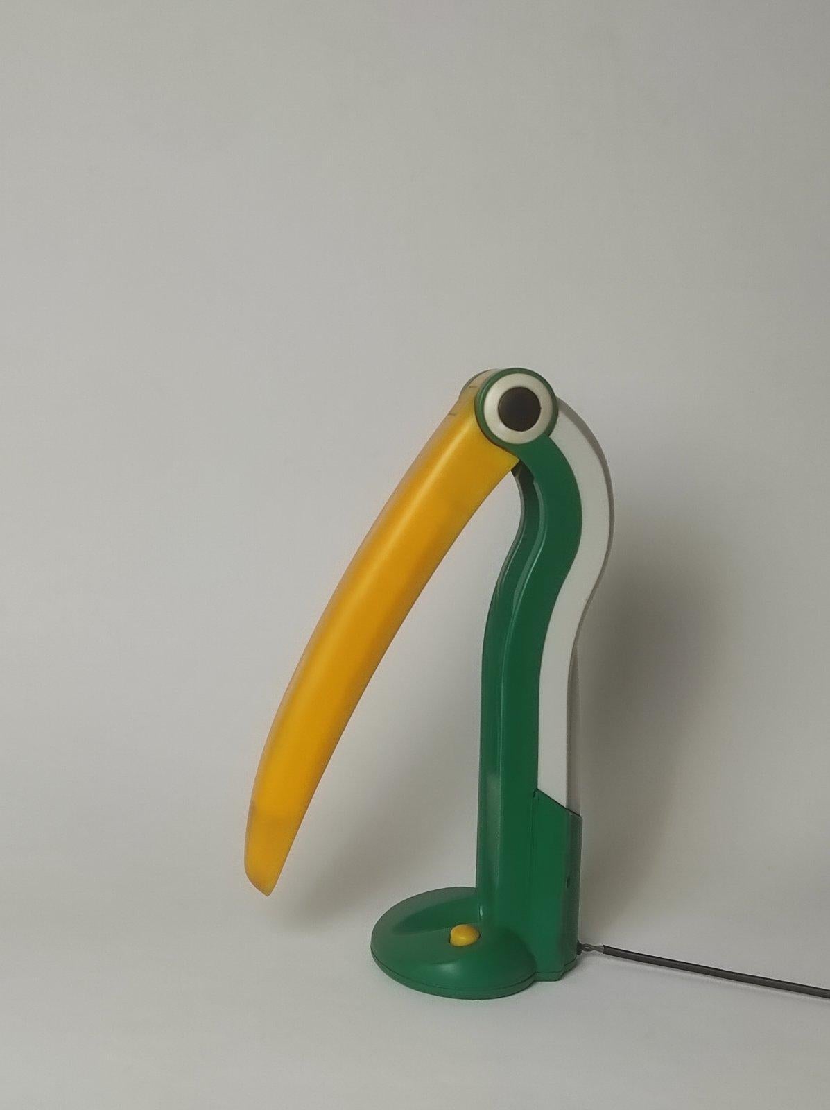 Late 20th Century H.T. Huang Table Lamp Toucan For Sale