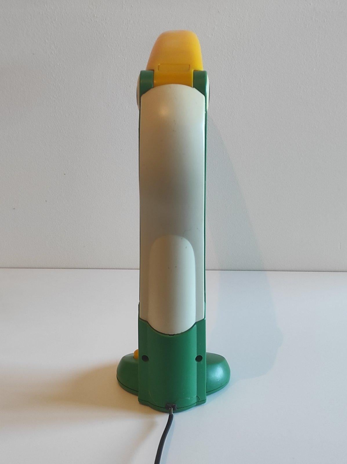 H.T.Huang Toucan Table Lamp 1980s 4
