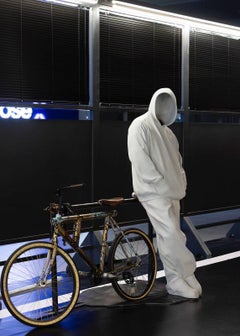 "00:03" Sculpture en résine 73" x 71" x 27,5" pouces Edition 2/8 par Huang Yulong