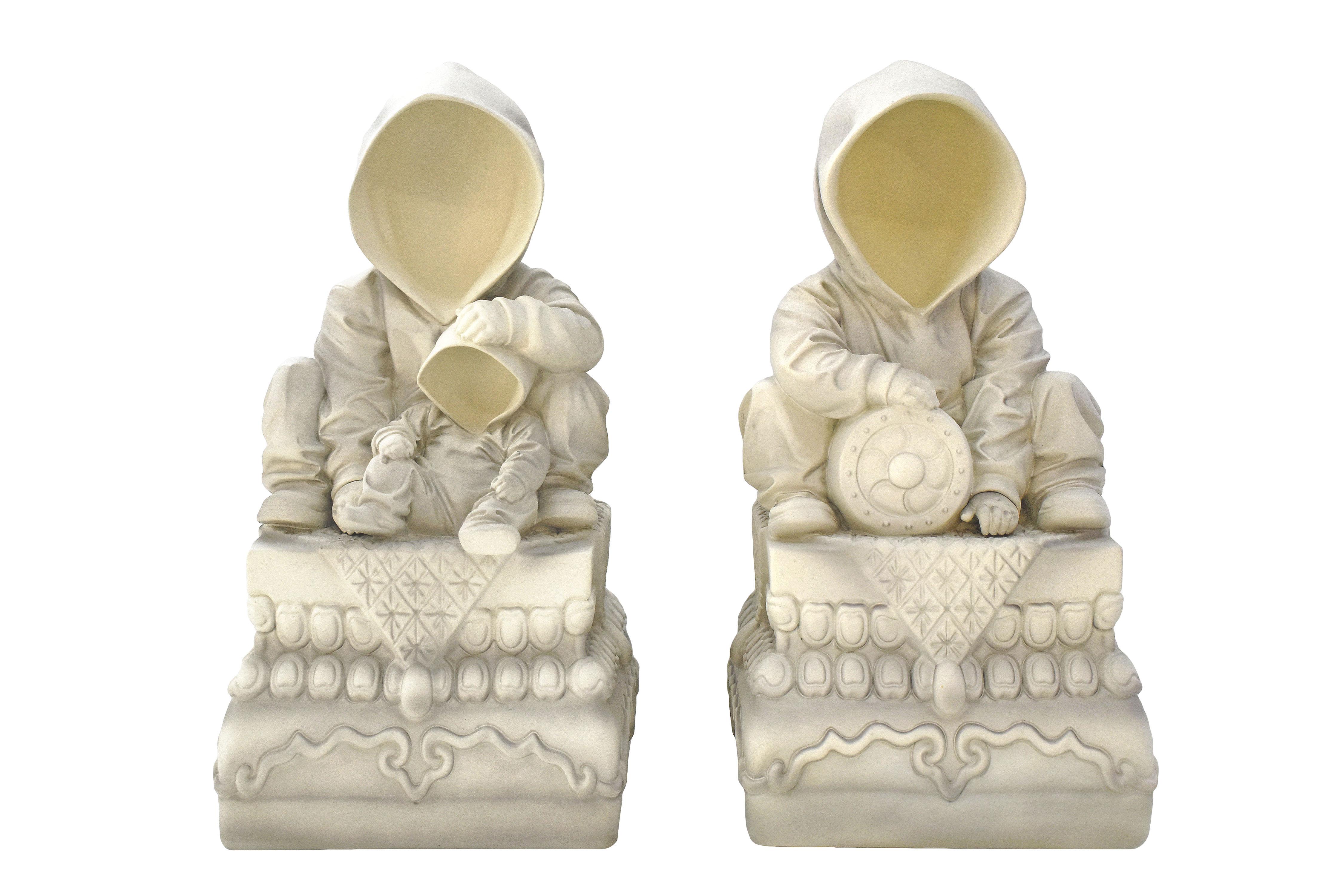 Figurative Sculpture di Huang Yulong - I leoni