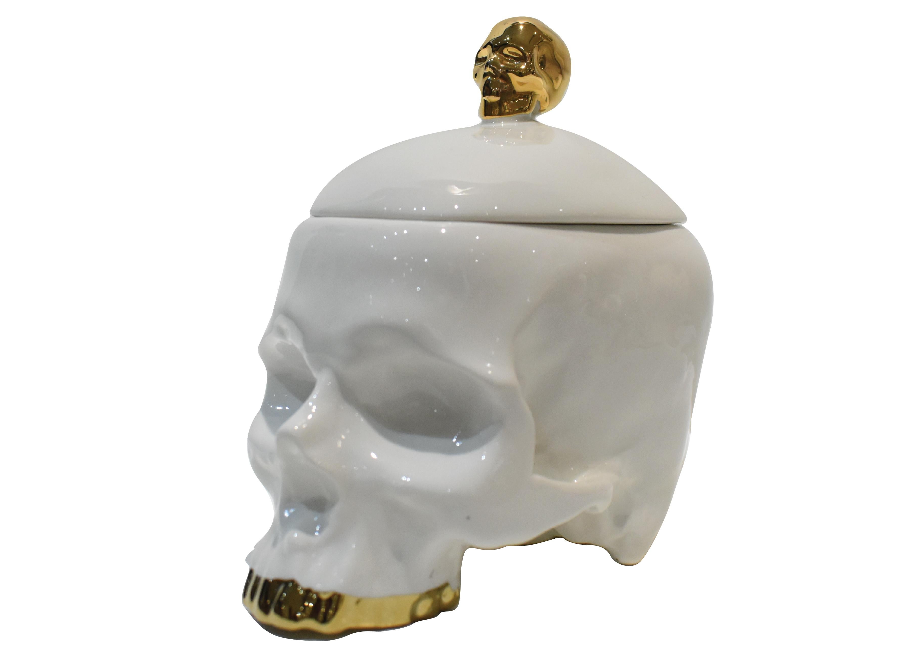 Huang Yulong Figurative Sculpture - Porcelain Sculpture With Skull Shape In White & Gold Color, Removable Cover