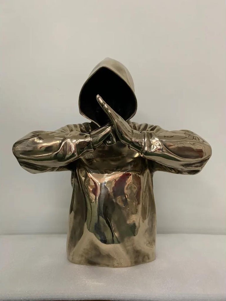 "The Party" Bronze sculpture 23" x 18" x 13" Edition 5/8 by Huang Yulong

23 × 13 × 18 in
58 × 33 × 45 cm

ABOUT THE ARTIST
Huang Yulong was born in 1983 in Anhui Province, China. In 2007 he graduated with a Bachelor of Fine Arts in Sculpture from