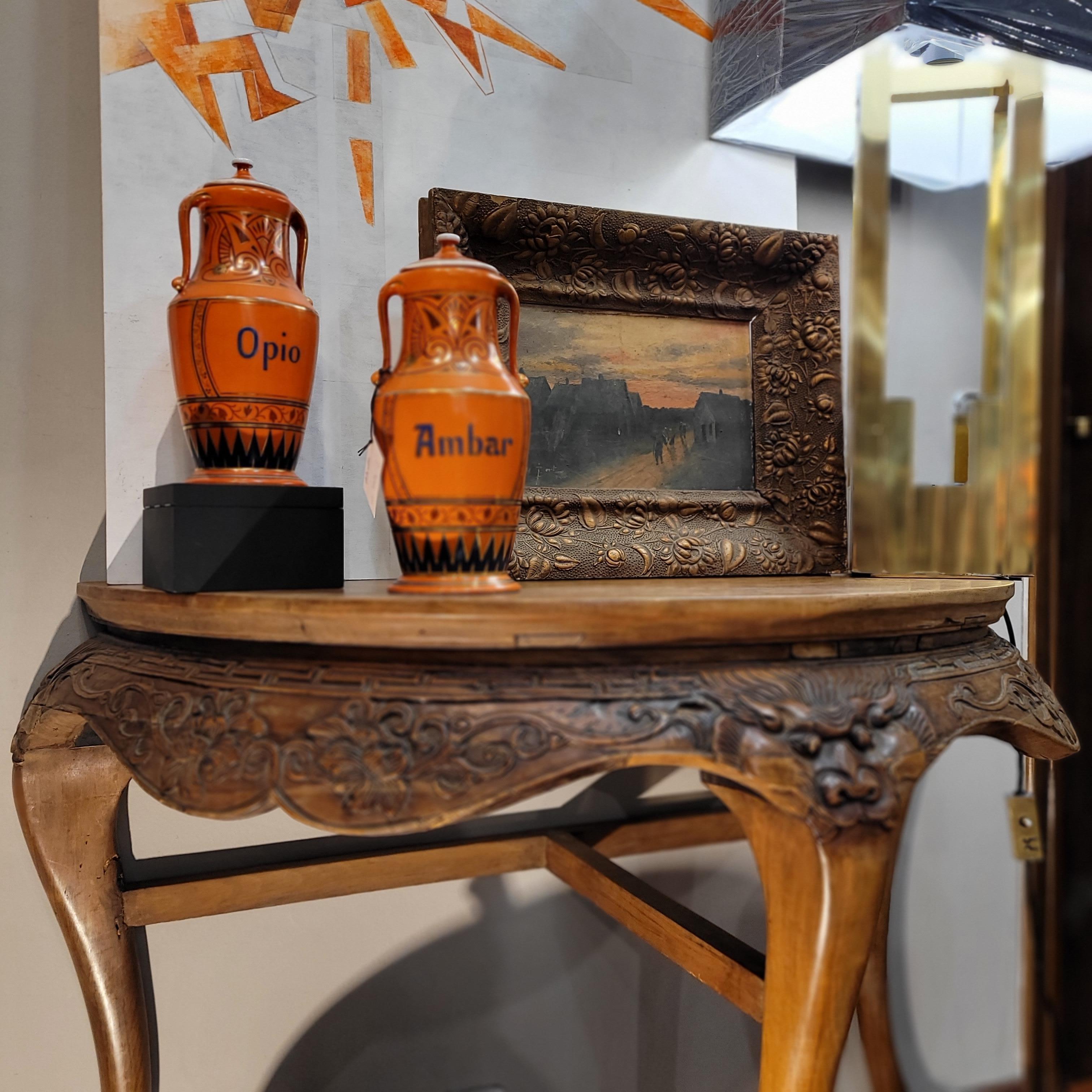 Huanghuali Demilune Table, Yueyazhuo. (Französisch) im Angebot