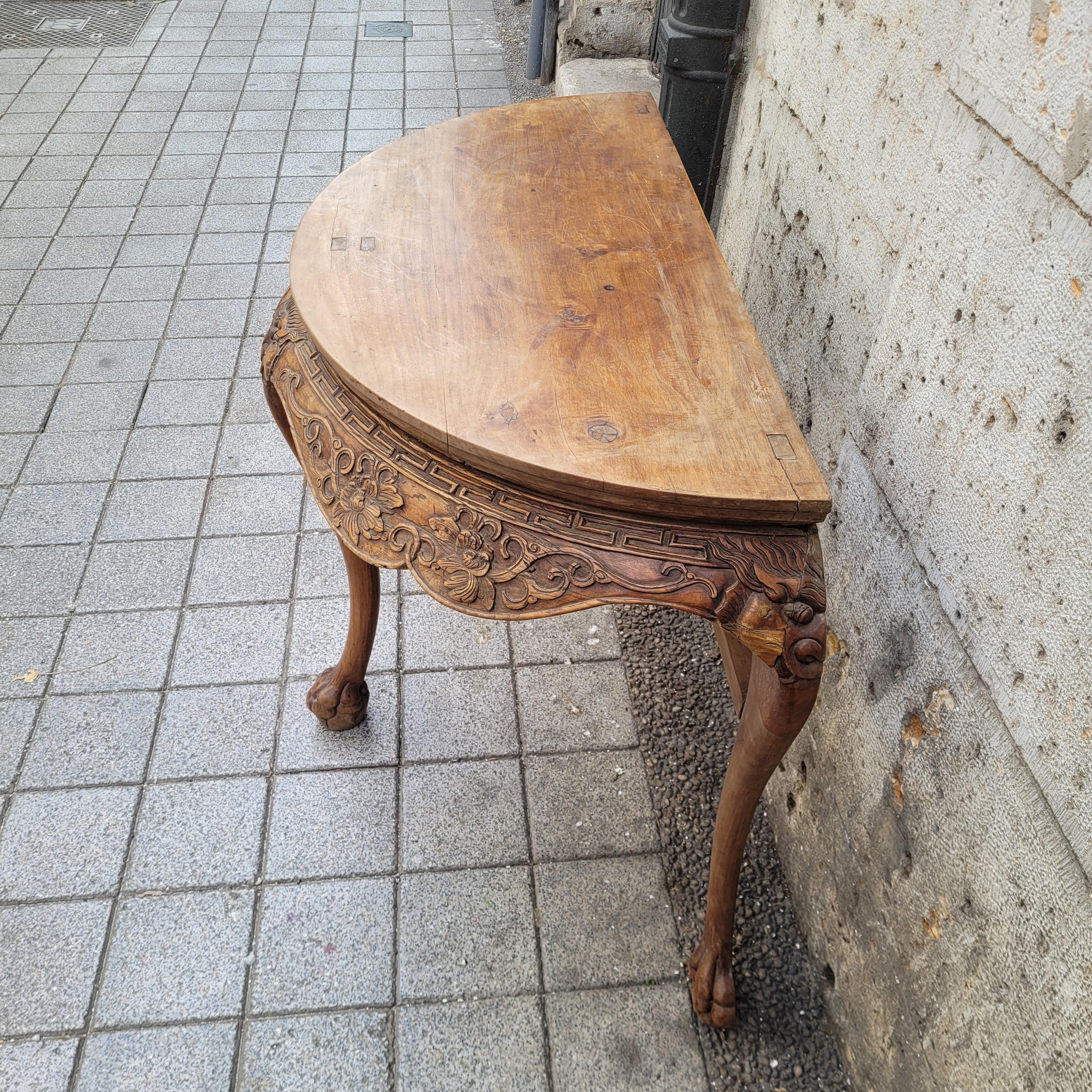 Huanghuali Demilune Table, Yueyazhuo. im Angebot 2