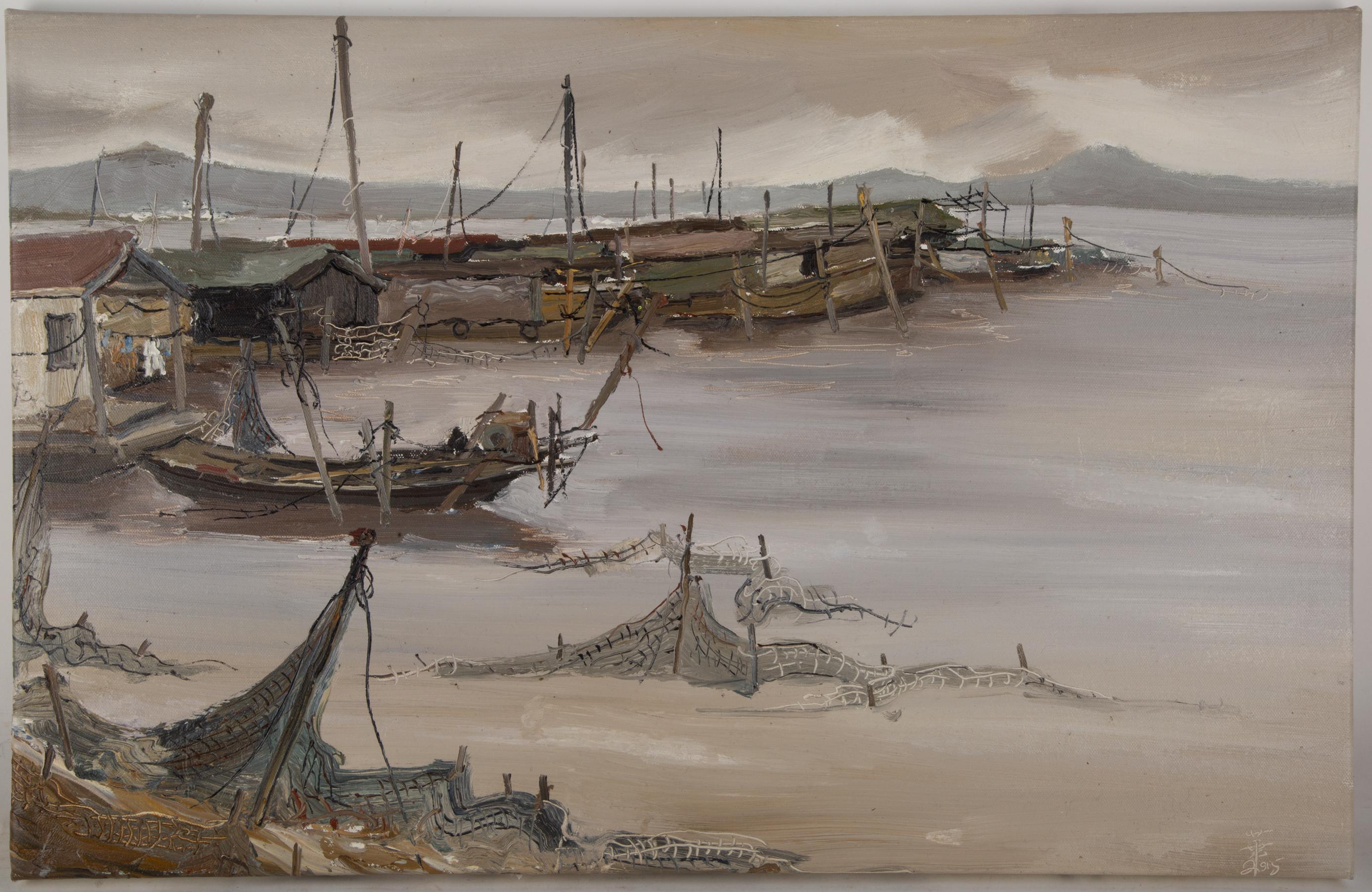 Título Puerto dominical
Técnica: Óleo sobre lienzo
Tamaño: 19 x 29,5 pulgadas
Marco: Opciones de enmarcado disponibles
Estado de conservación: El cuadro parece estar en excelentes condiciones.

Año: 2015
Artista: HuaYi Wang
Firma: Firmado
Ubicación