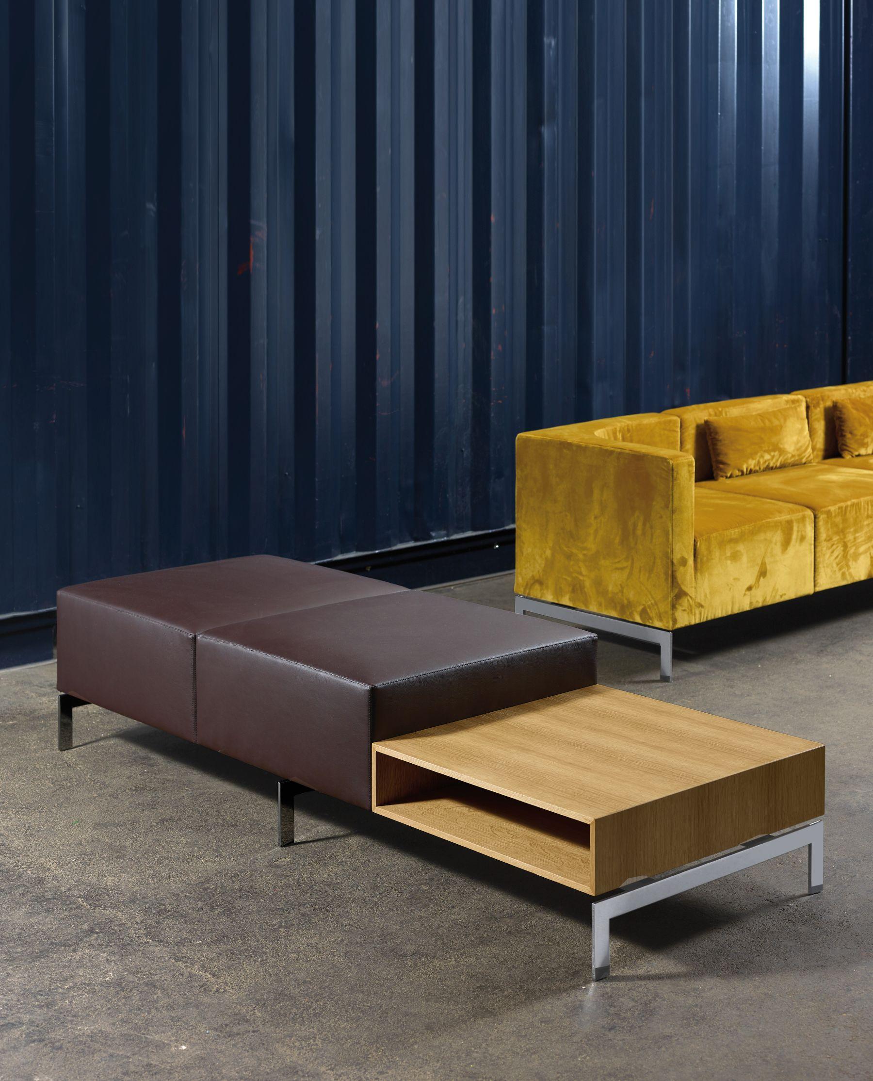 Chaise longue Hub en acier inoxydable et tapisserie d'ameublement avec accoudoirs par Quinti Sedute Neuf - En vente à Geneve, CH