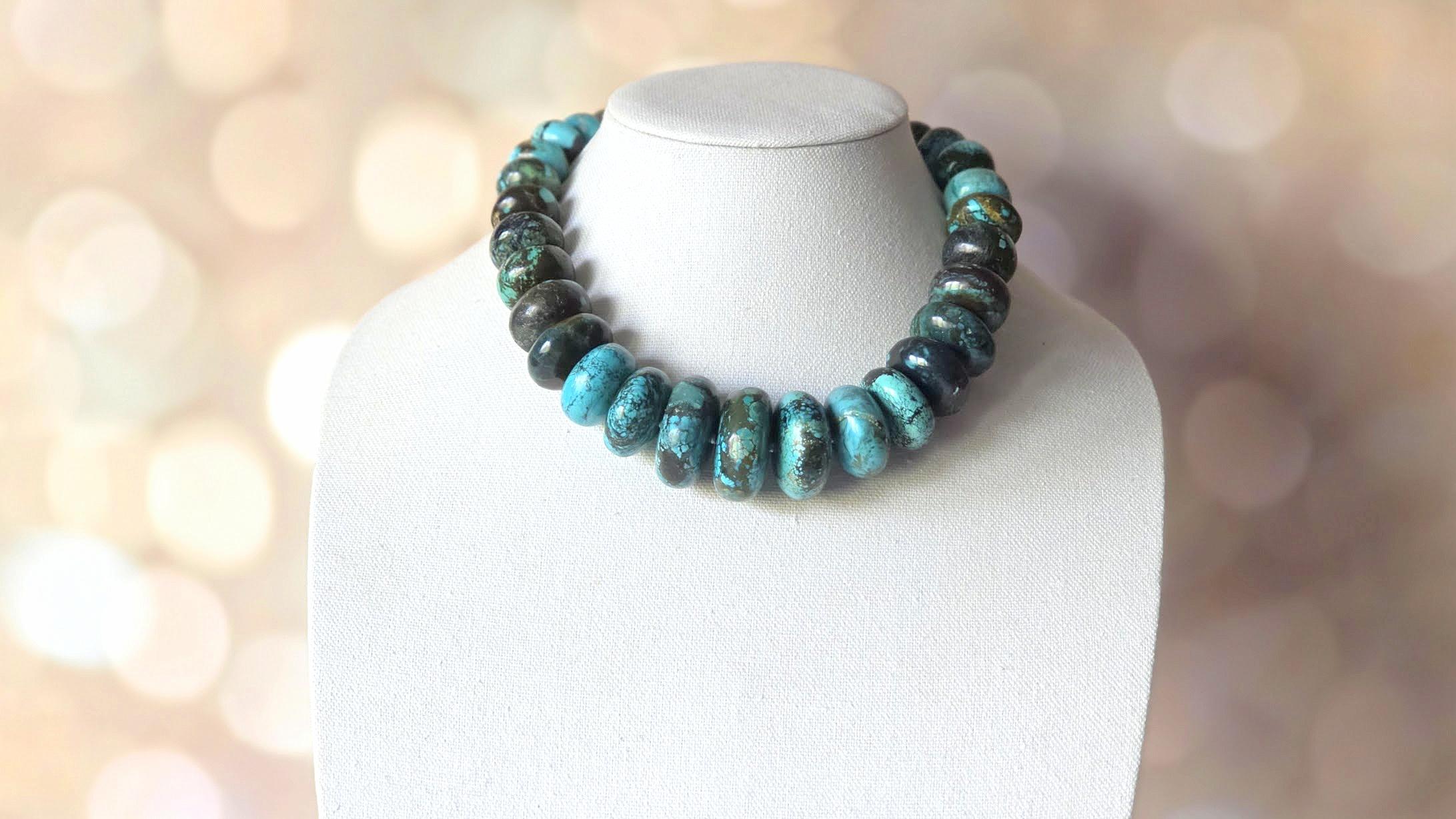 Hubei Turquoise Necklace In Excellent Condition For Sale In Chesterland, OH