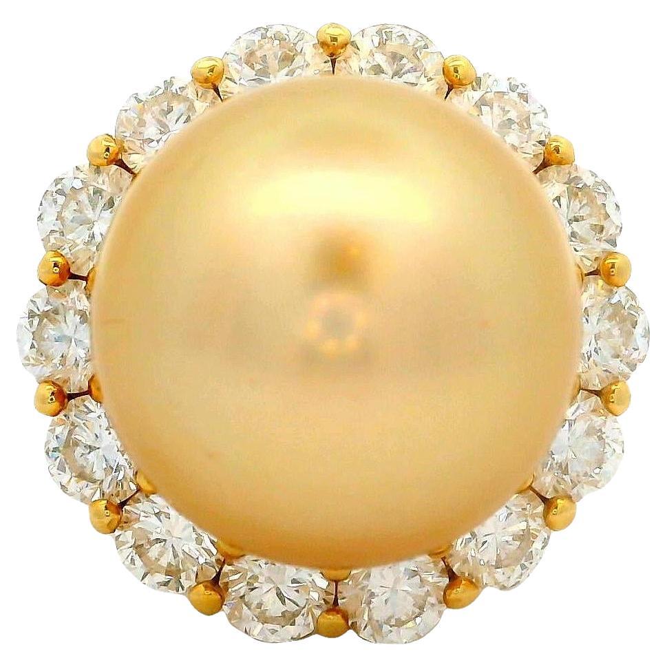 Hubert 17mm Goldener Südseeperlen-Diamant-Cocktailring aus 18K Gelbgold