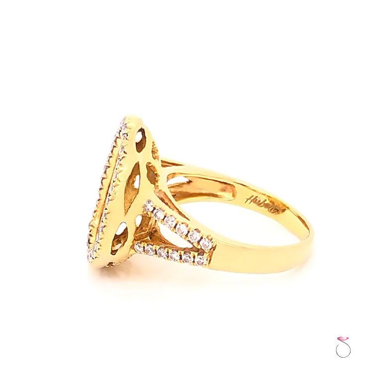 Hubert Yellow Diamond Halo Ring in 18k Yellow Gold, Slice Diamond Center In Excellent Condition For Sale In Honolulu, HI