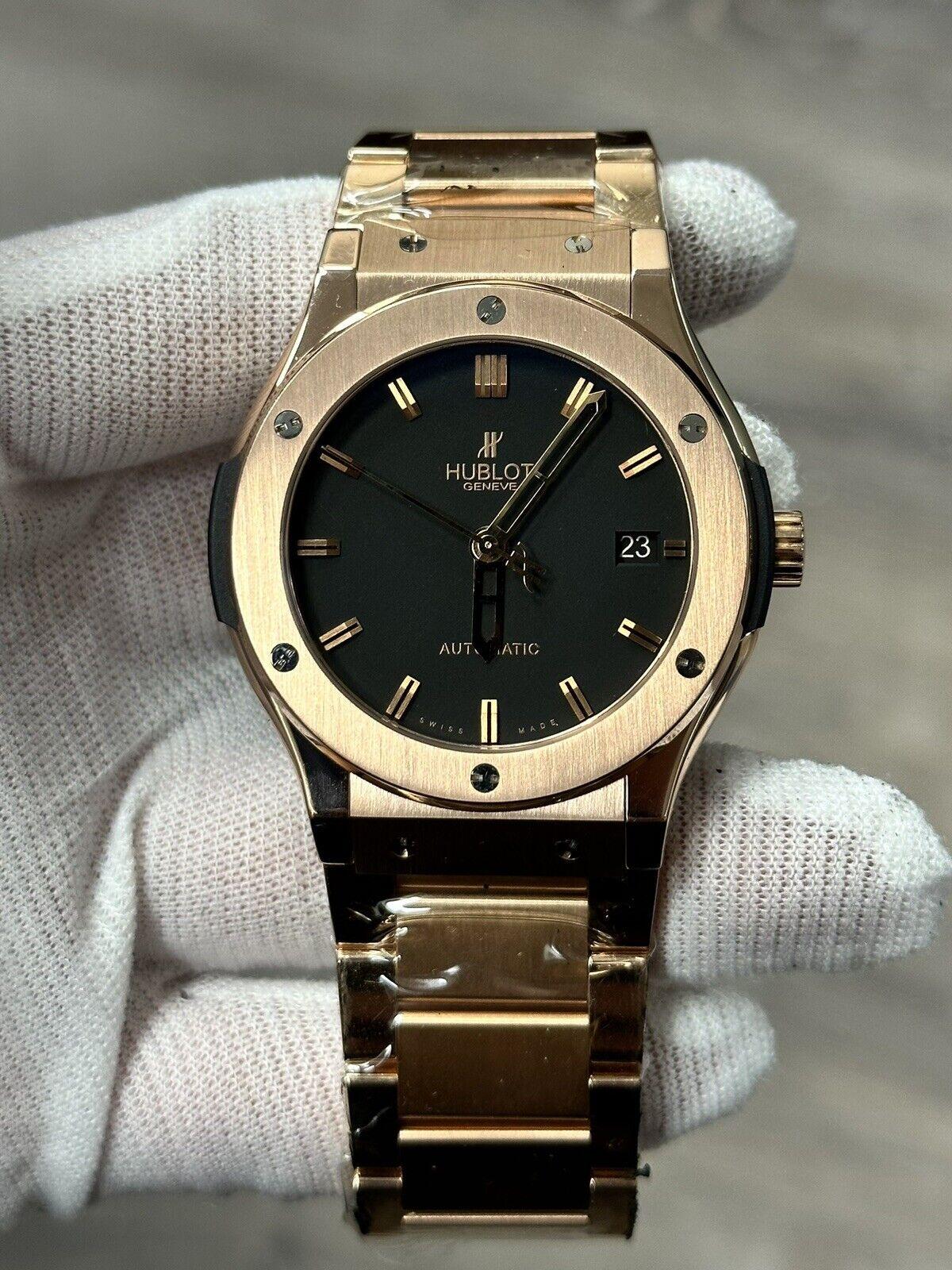 Hublot 511.OX.1180.OX Classic Fusion 18K Rose Gold Box Paper 45mm For Sale 2