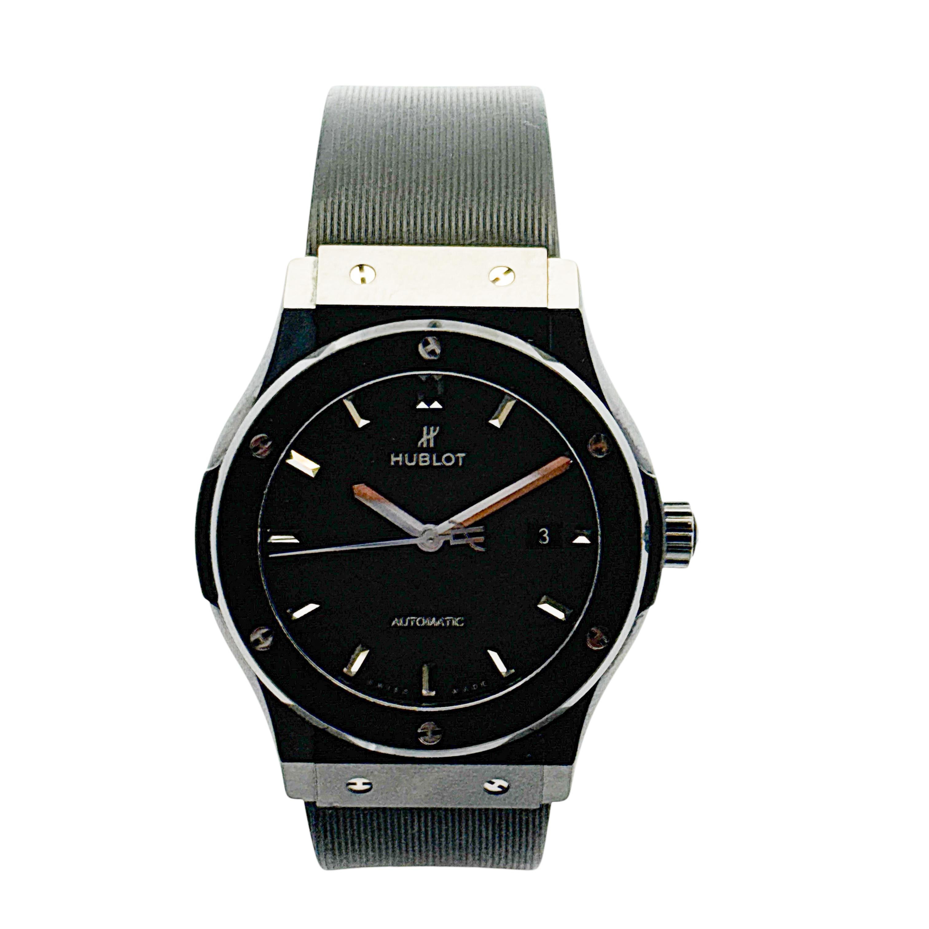 Hublot 565.CM.1771.RX Klassische Fusion Black Magic 38mm Schwarz Carbon Uhr im Zustand „Hervorragend“ im Angebot in Boca Raton, FL