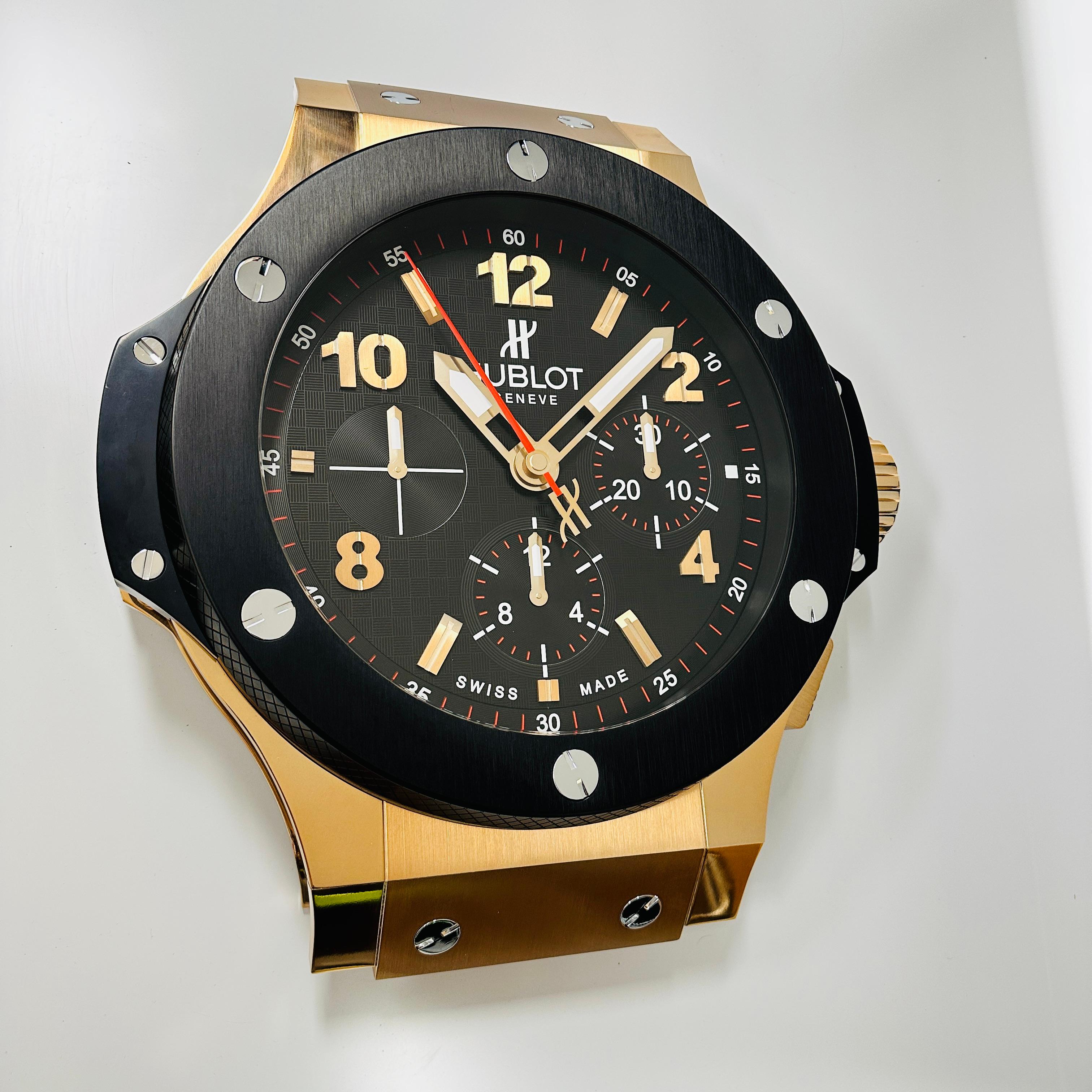 Metal Hublot Big Bang Geneve XL wall clock in original case For Sale