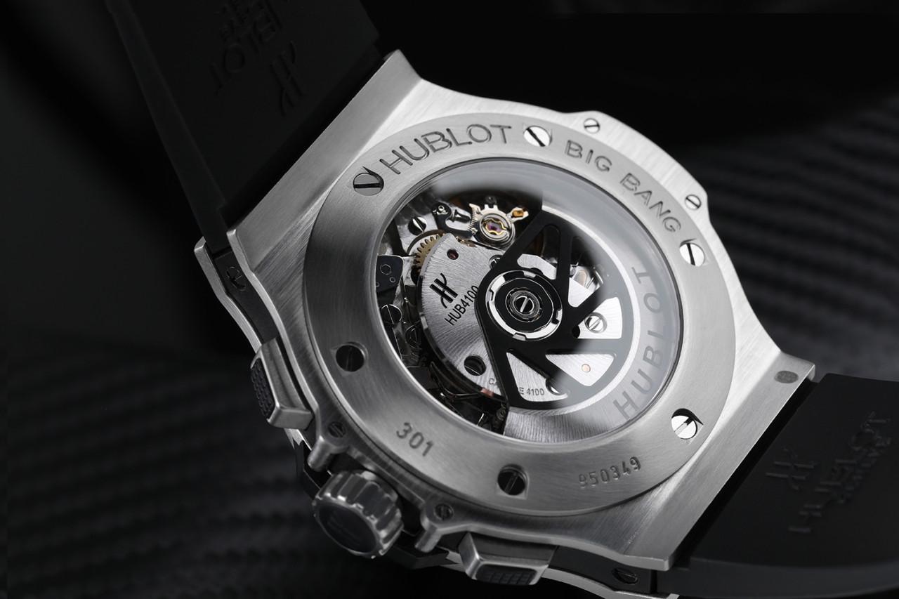 Hublot Big Bang Men's Chronograph Custom Diamond Watch - 301.SM.1770.GR For Sale 3