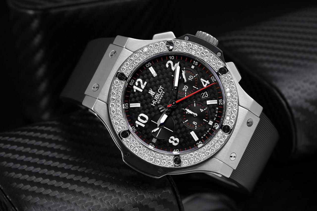 Hublot Big Bang Homme Chronographe Personnalisé Montre Diamant - 301.SM.1770.GR

Cette montre est dans un état comme neuf. Elle a été polie, entretenue et ne présente aucune rayure ou imperfection visible. Toutes nos montres bénéficient d'une