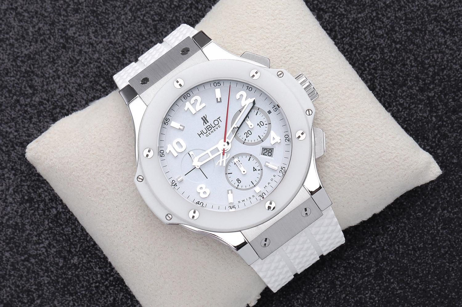 Hublot Big Bang St. Moritz Chronograph Weißes Zifferblatt Weißes Gummi Unisex-Uhr Herren