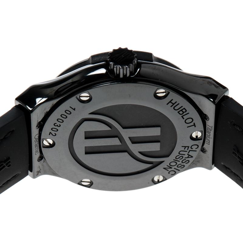 Hublot Black Ceramic and Diamonds Classic Fusion Women's Wristwatch 33 mm In Good Condition In Dubai, Al Qouz 2