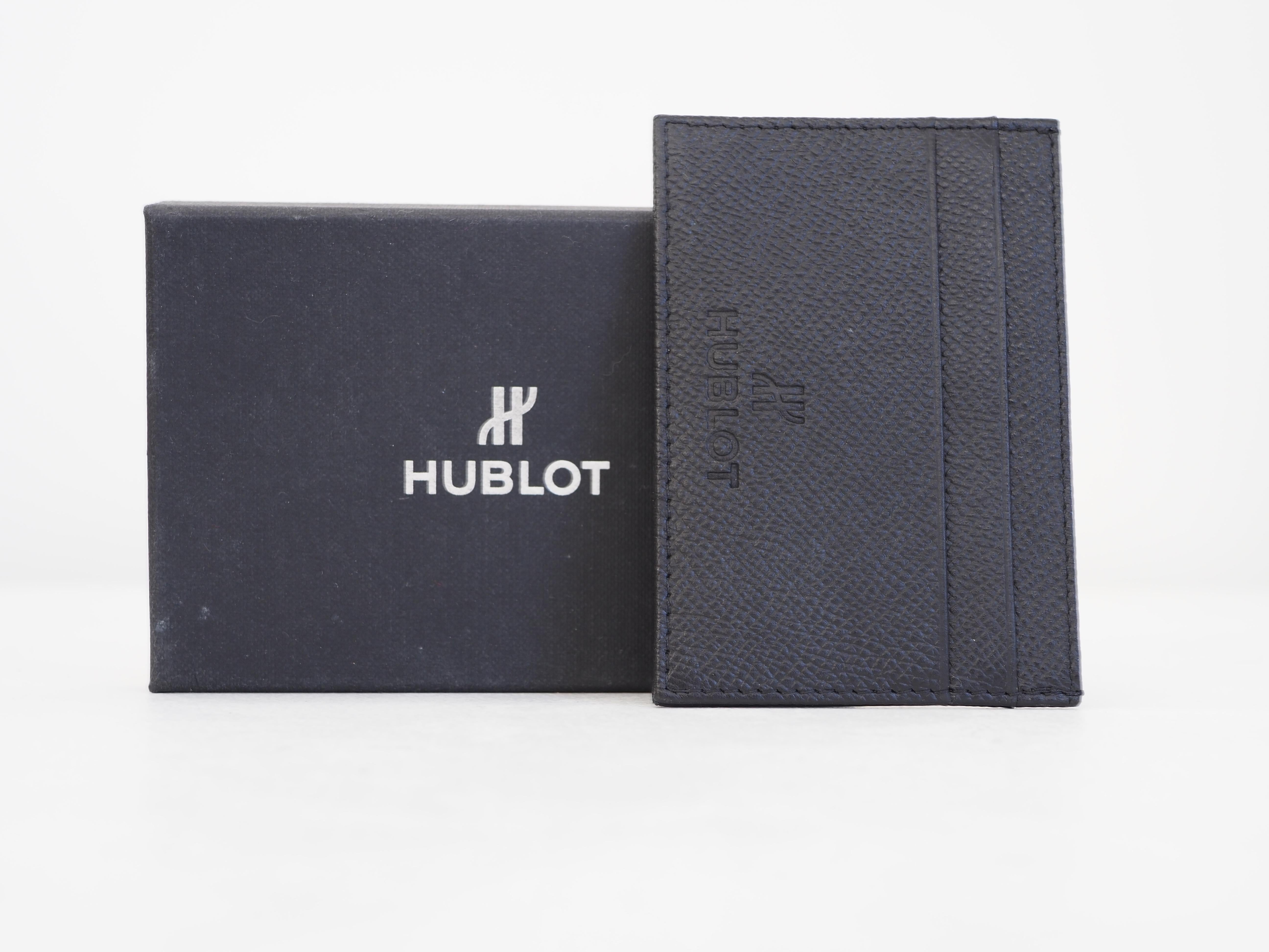 Porte-cartes Hublot en cuir noir encore avec boîte en vente 2