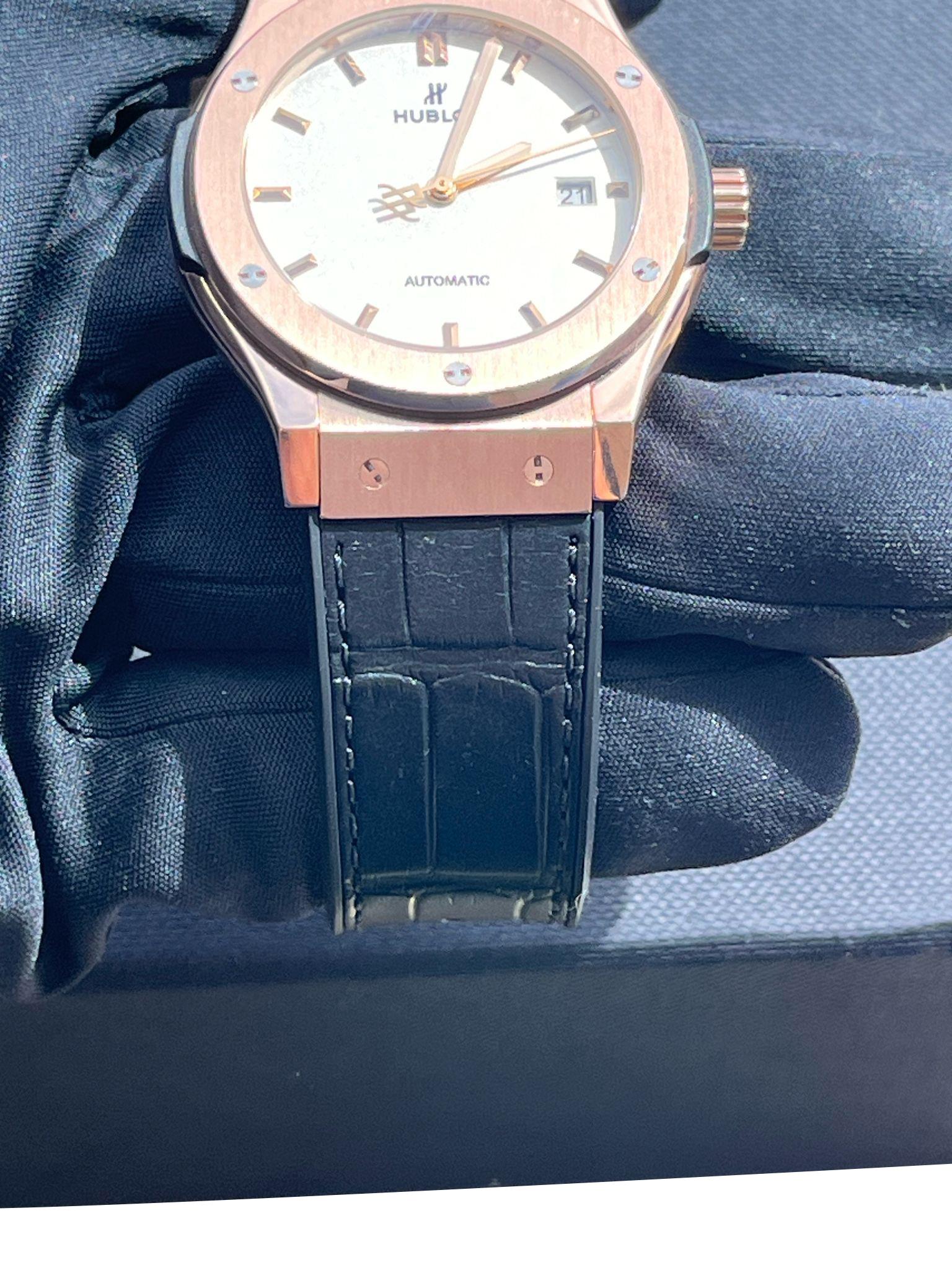 Hublot Classic Fusion 42mm King Gold Opalin Rose Gold Silver Dial 542.OX.2610.LR For Sale 10
