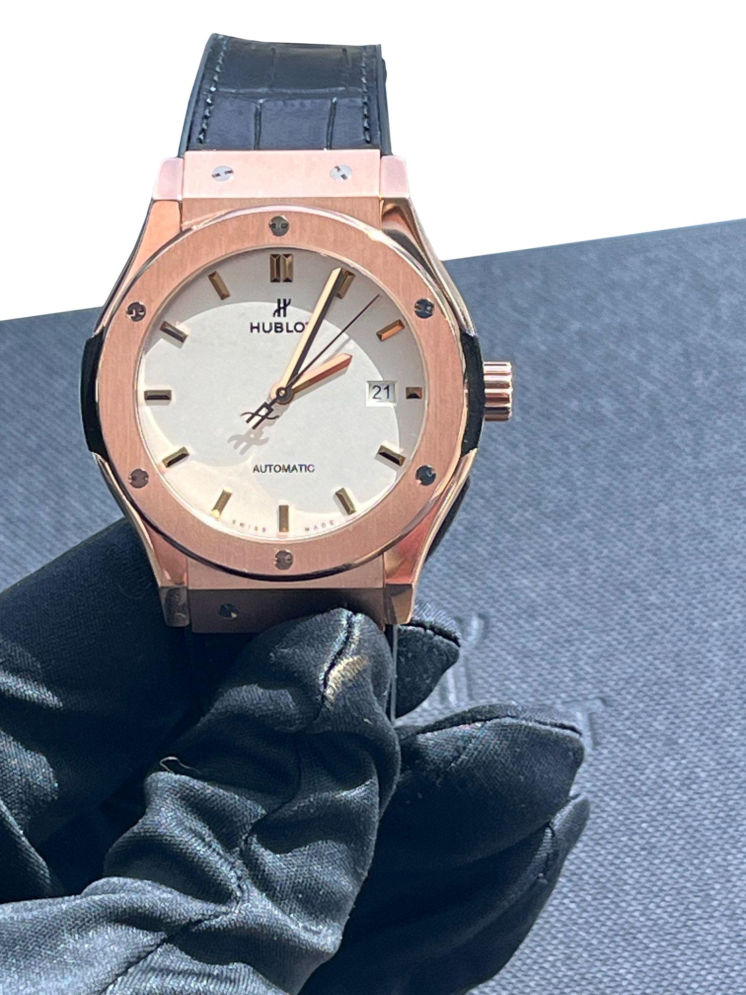 Hublot Classic Fusion 42mm King Gold Opalin Rose Gold Silver Dial 542.OX.2610.LR For Sale 4