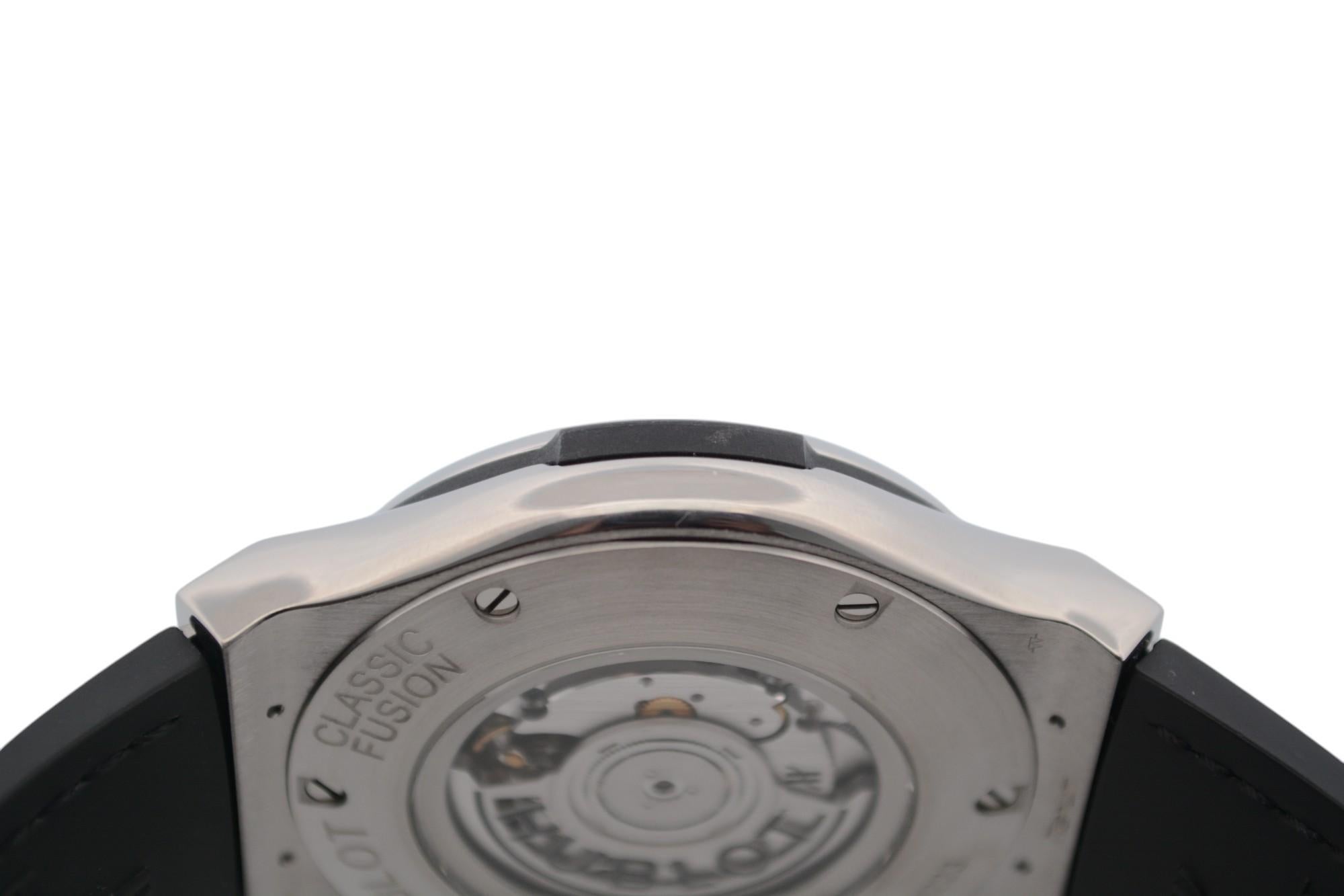 Hublot Classic Fusion 45 Titanio Quadrante Nero Automatico Ref: 511.NX.1171.LR in vendita 9