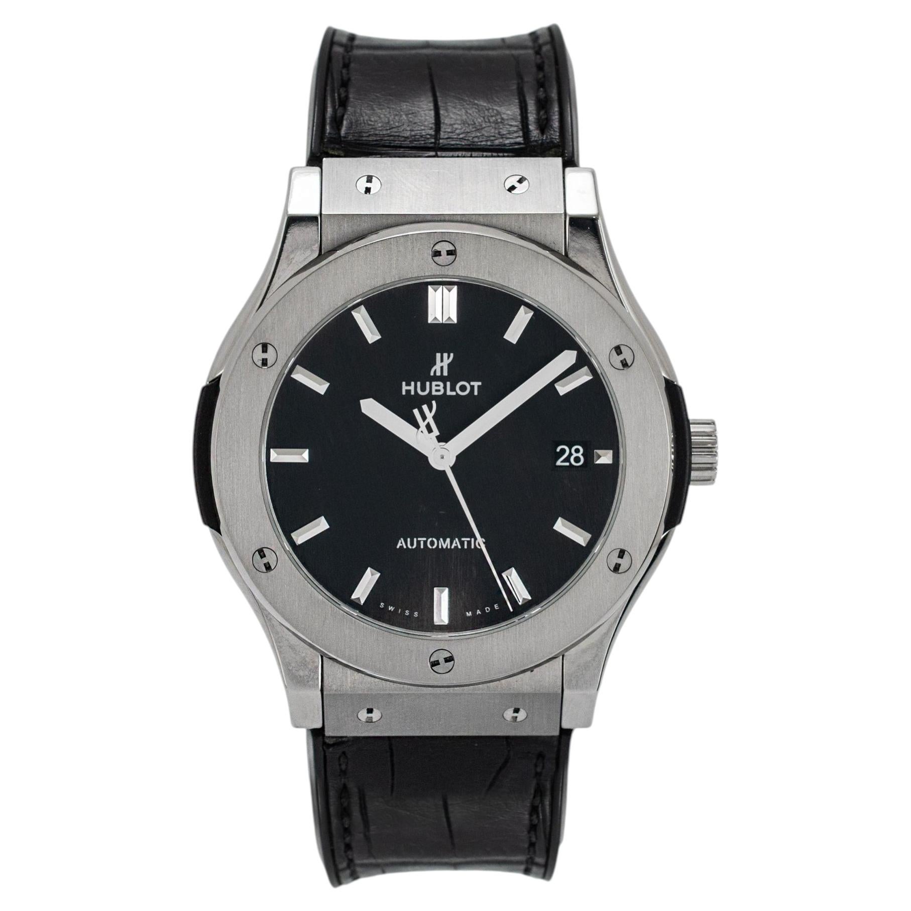 Orologio Hublot Classic Fusion 45 mm con quadrante nero e cassa in titanio, movimento automatico