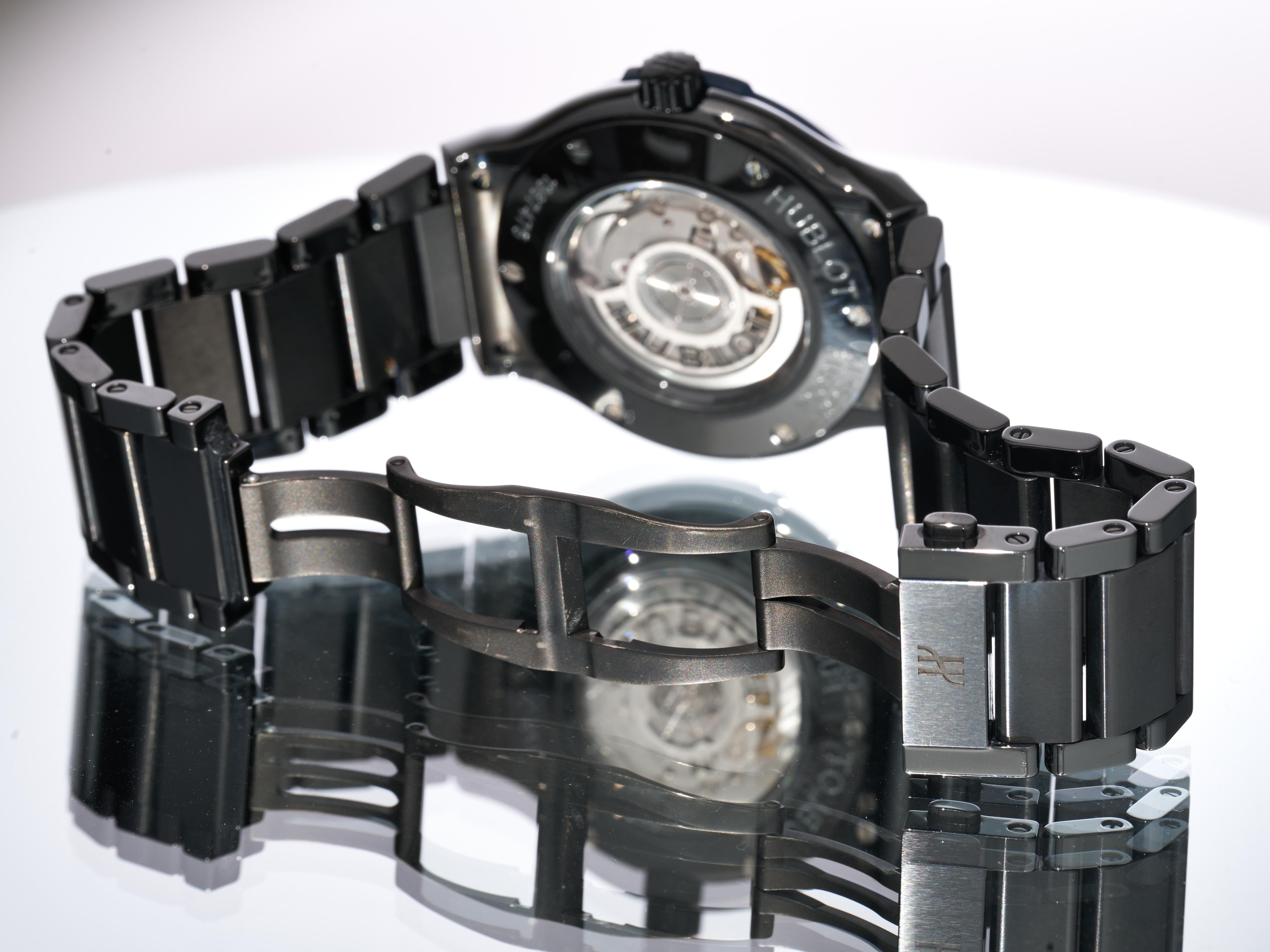 Hublot Classic Fusion 45mm Sunburst Cadran bleu Titane Céramique 510.CM.7170.CM en vente 10