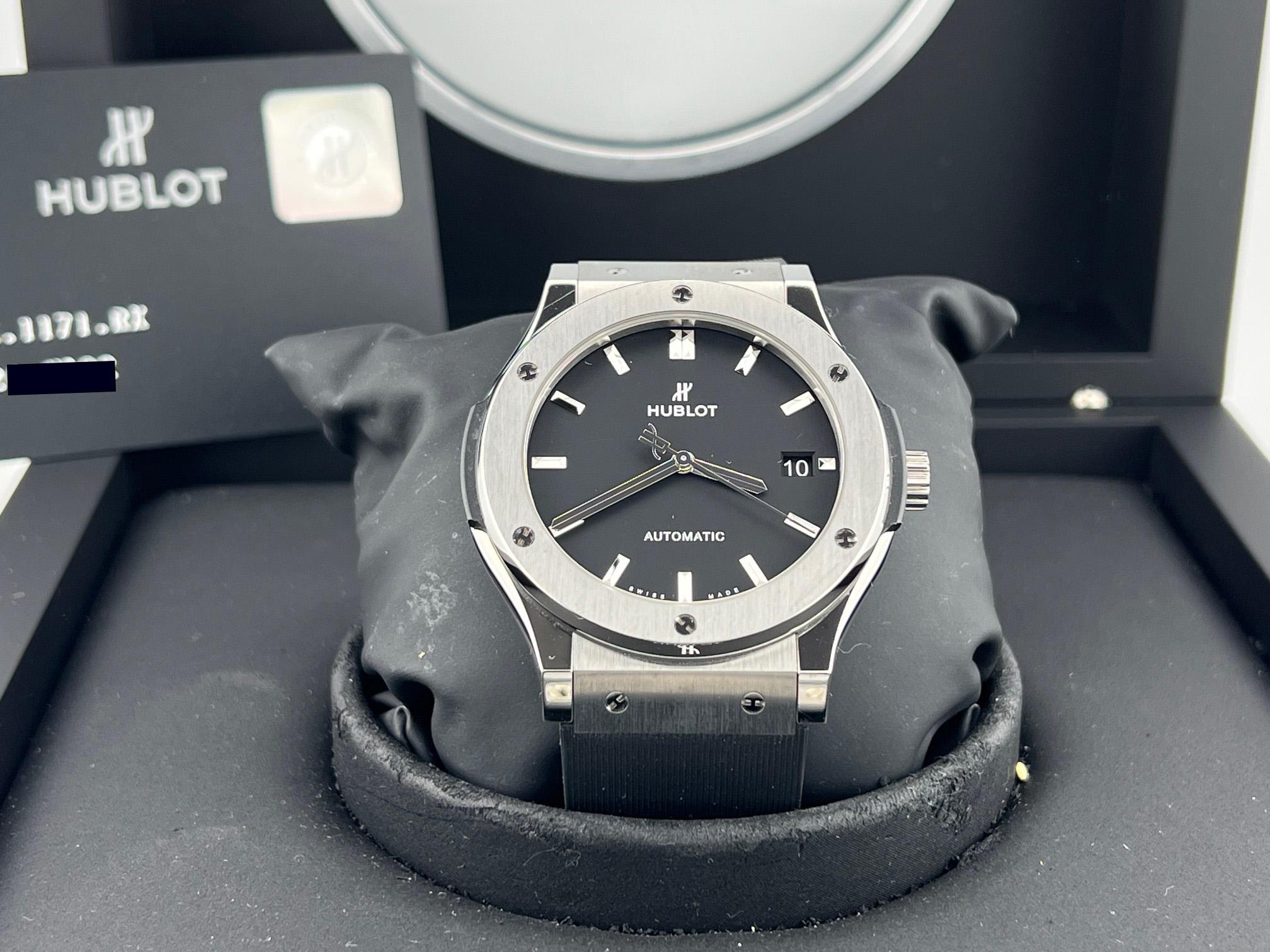 Hublot Classic Fusion 511.NX.1171.RX 45mm Quadrante Nero Titanio Scatola Documenti In condizioni buone in vendita a San Diego, CA