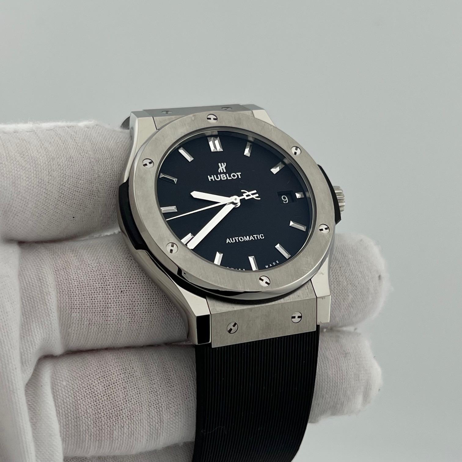 Hublot Classic Fusion 511.NX.1171.RX 45mm Quadrante Nero Titanio Scatola Documenti in vendita 1