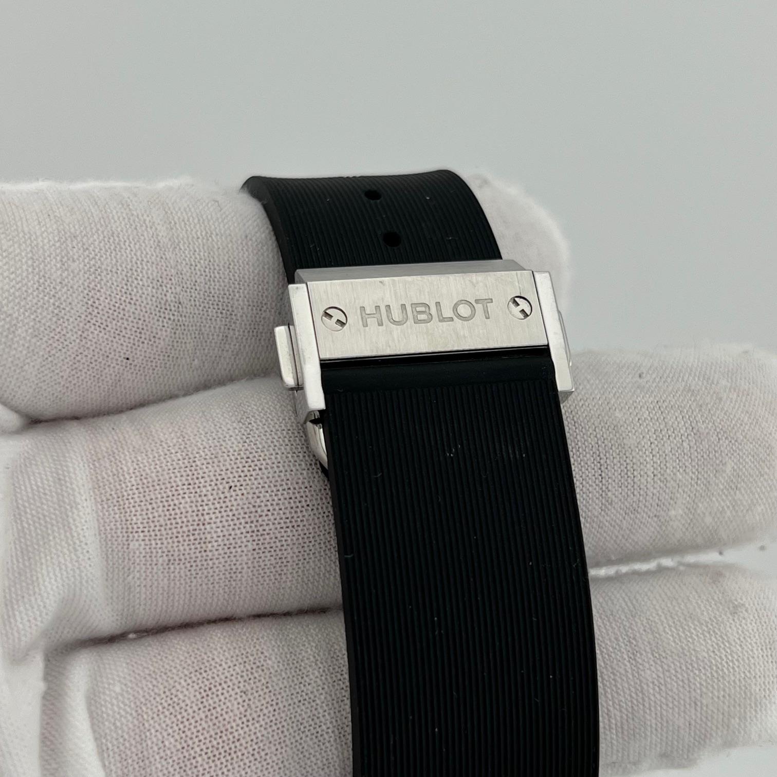 Hublot Classic Fusion 511.NX.1171.RX 45mm Quadrante Nero Titanio Scatola Documenti in vendita 2