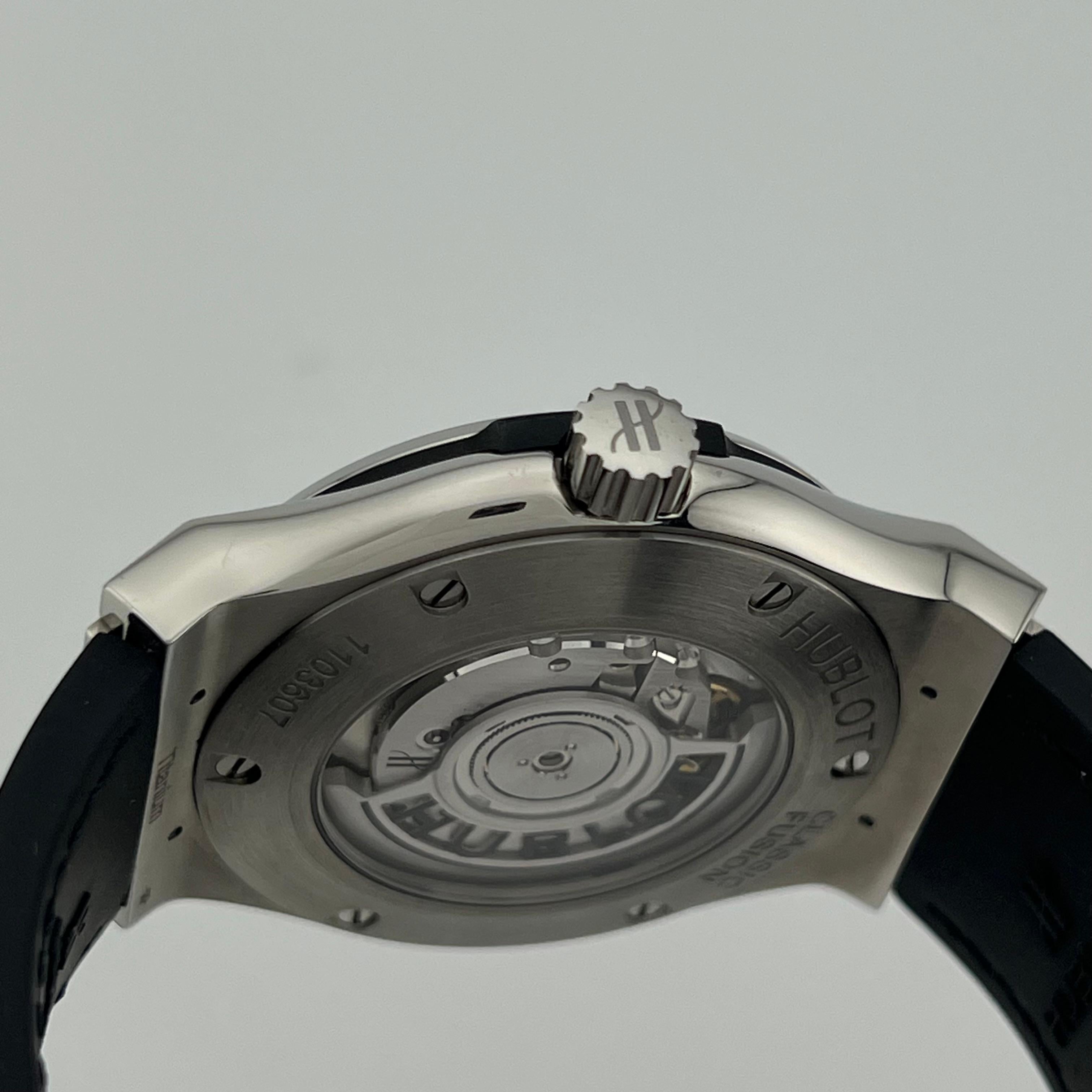 Hublot Classic Fusion 542.NX.2611.LR 42mm Weiß Opaline Zifferblatt Titanium Box Papier im Angebot 1