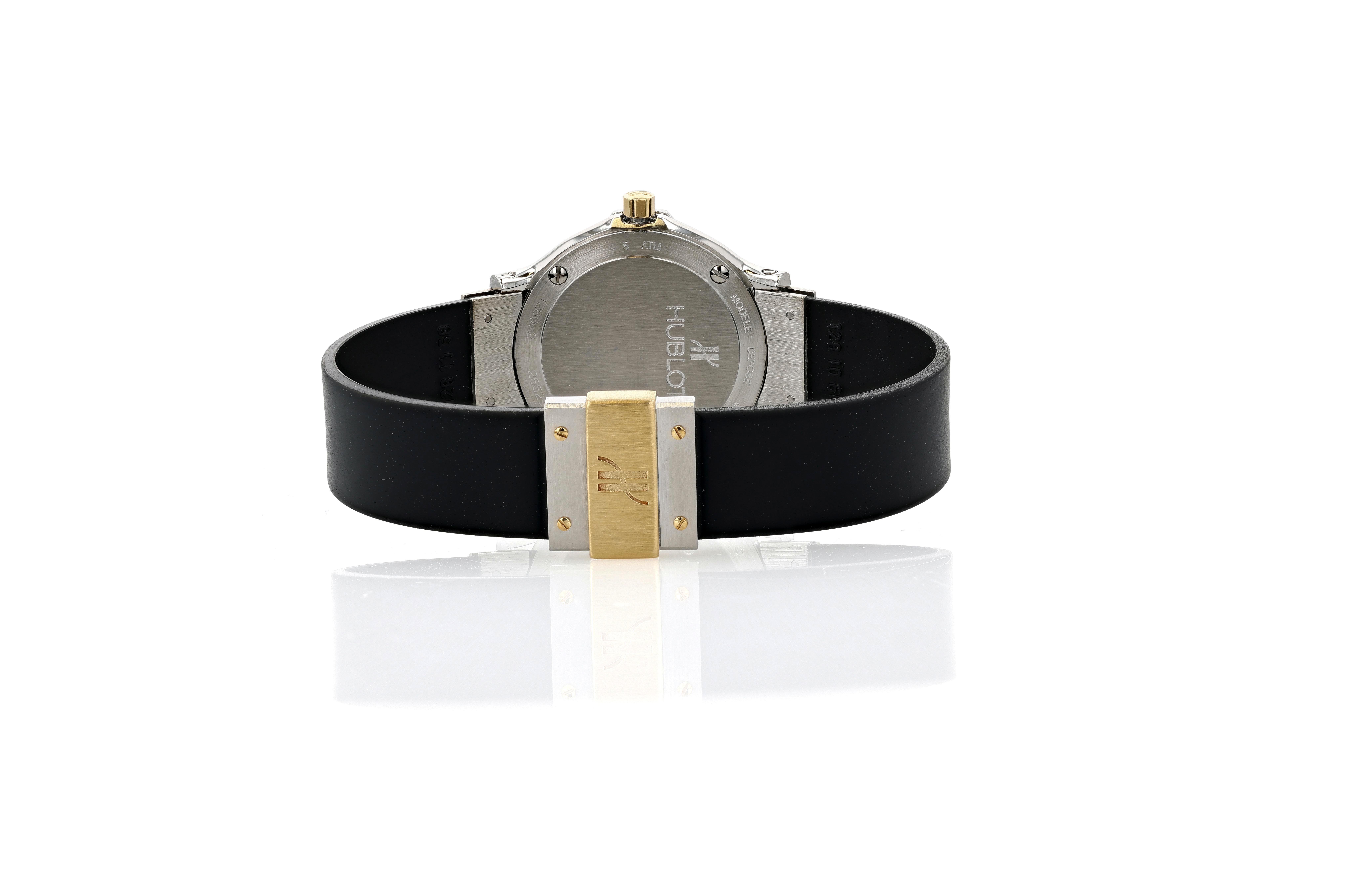 Contemporain Hublot MDM Classic Montre-bracelet à quartz en vente