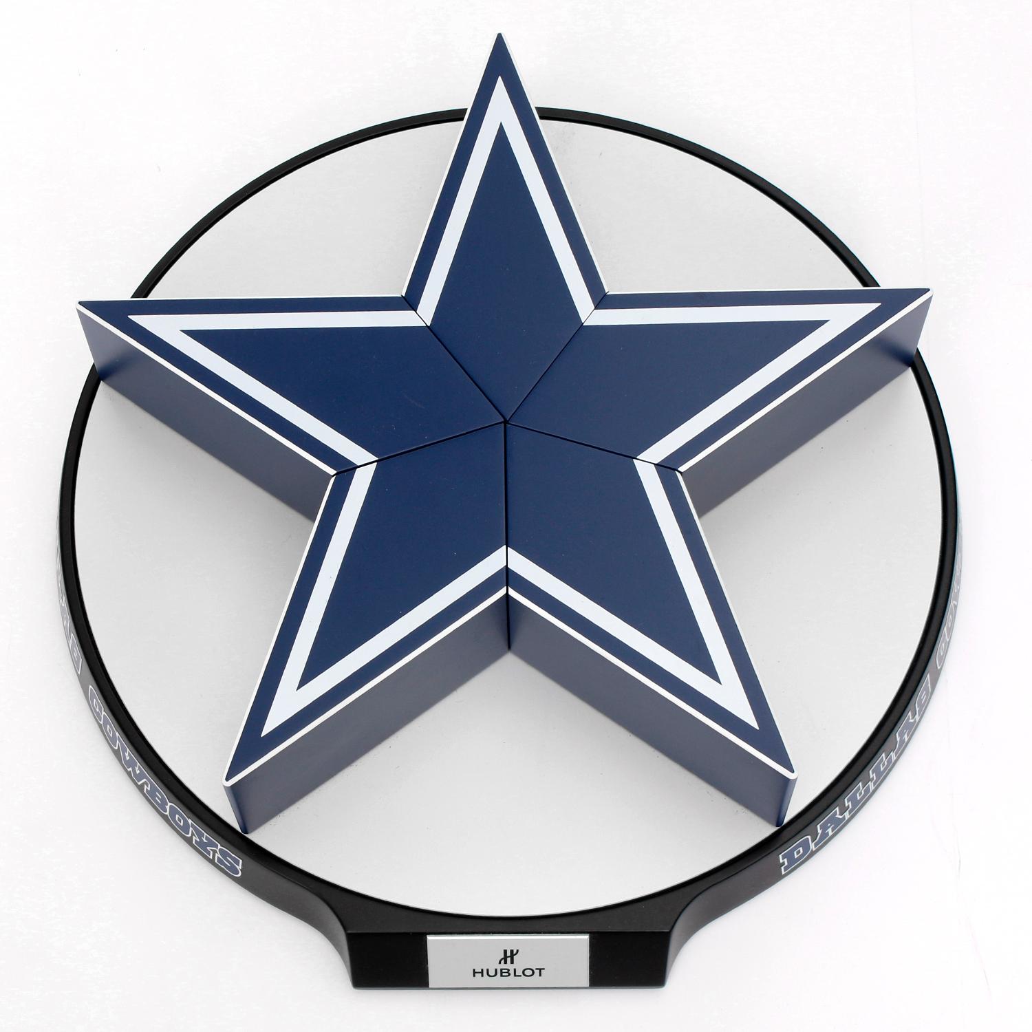 Hublot titanium Classic Fusion Dallas Cowboys Special Ed Automatic Wristwatch 2