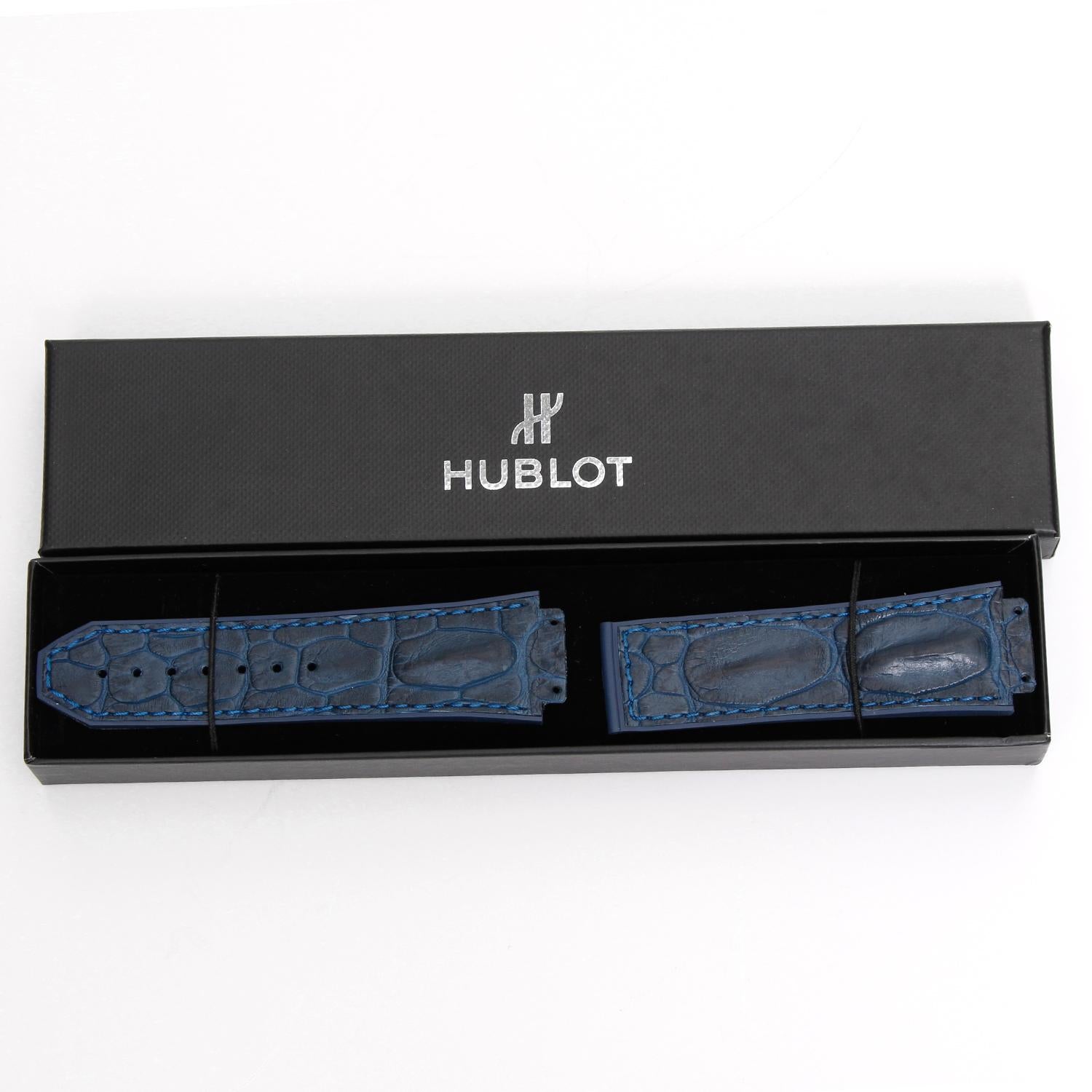 Hublot titanium Classic Fusion Dallas Cowboys Special Ed Automatic Wristwatch 3