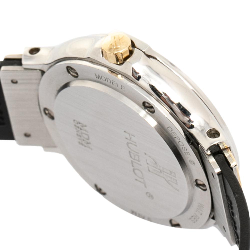 Contemporary Hublot White 18K Yellow Gold MDM 1391.2 Women's Wristwatch 28 mm