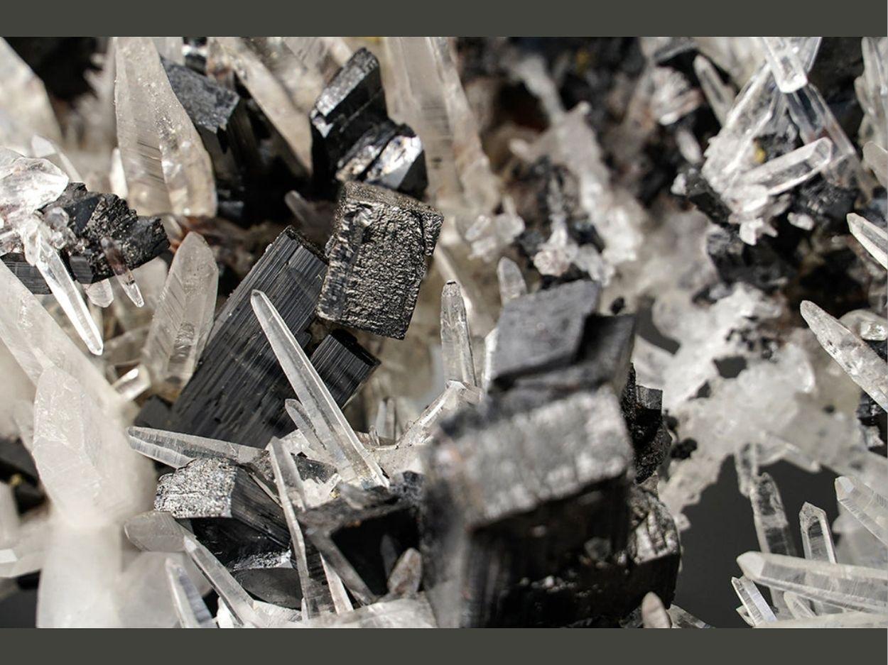 Peruvian Hubnerite with Quartz From Mundo Nuevo Mine, Peru