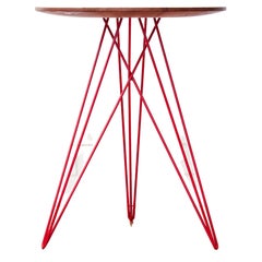 Mesa auxiliar con horquilla Hudson Nogal Rojo